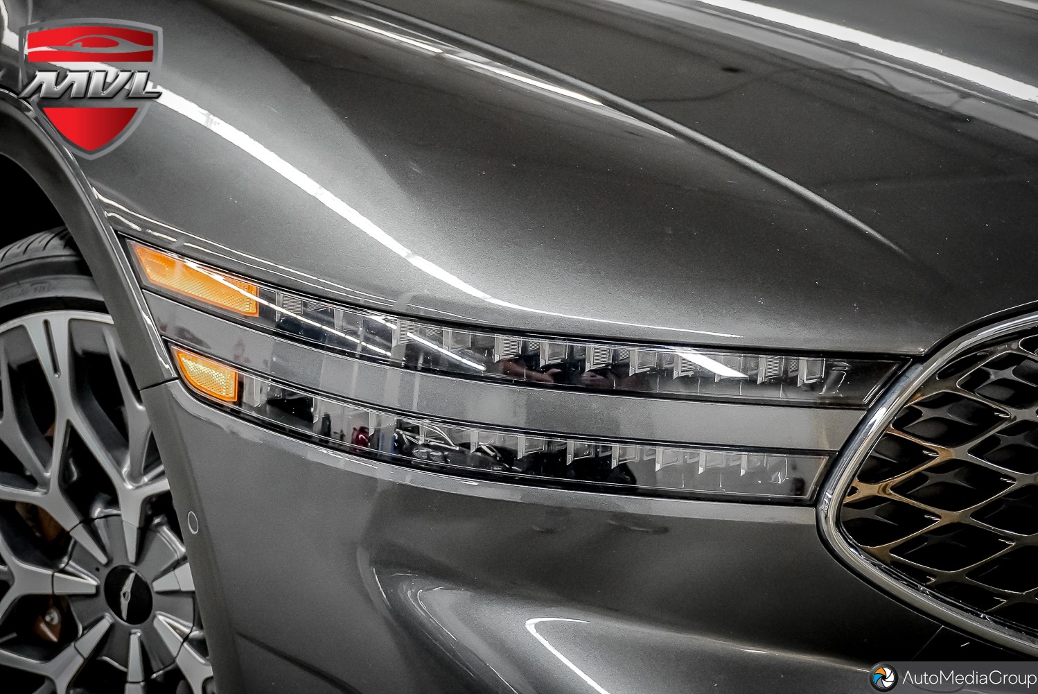 2023 Genesis G90