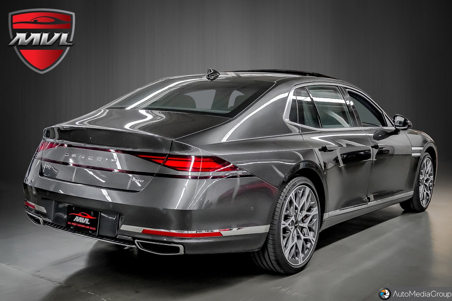 2023 Genesis G90