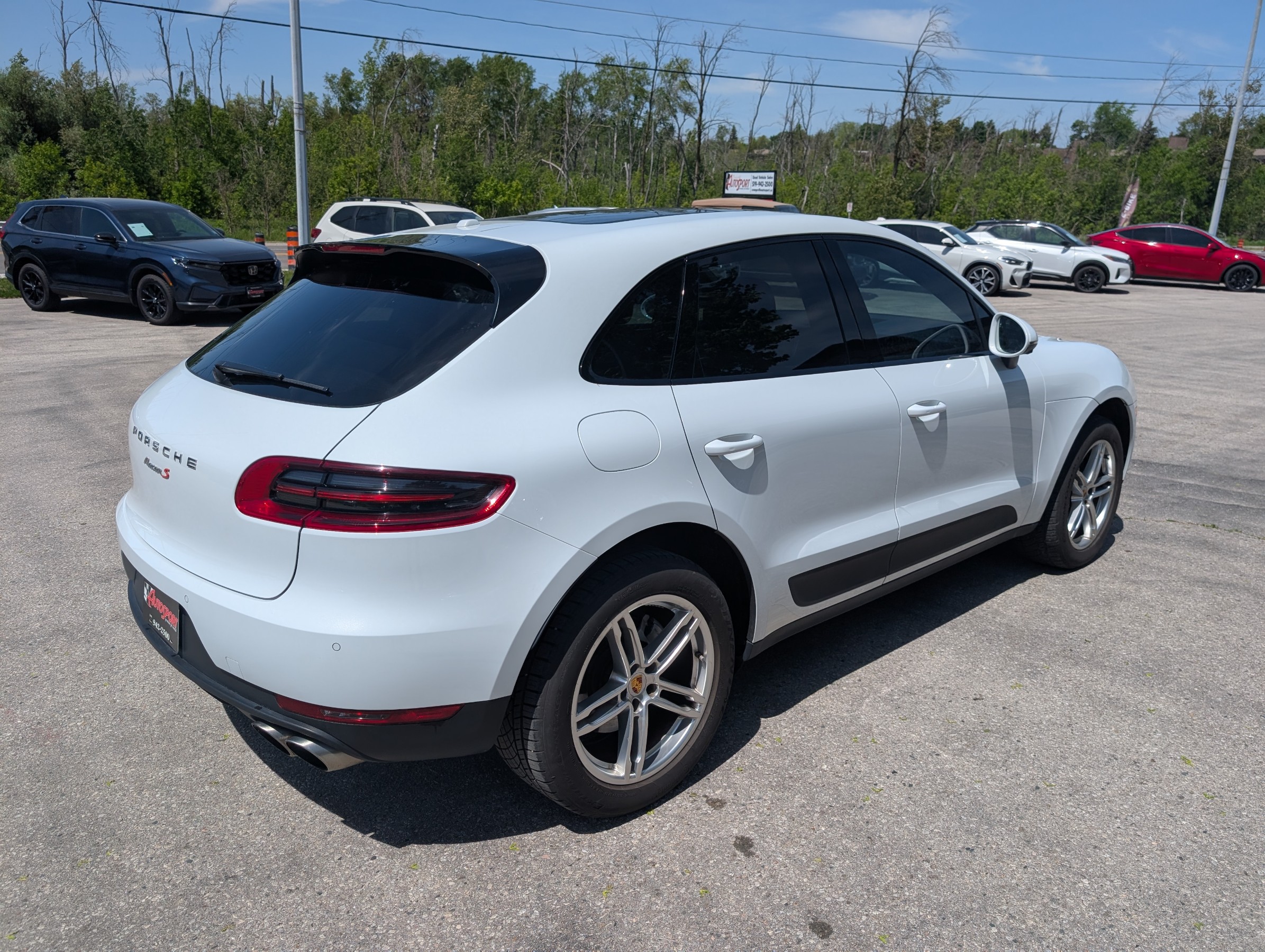 2017 Porsche Macan