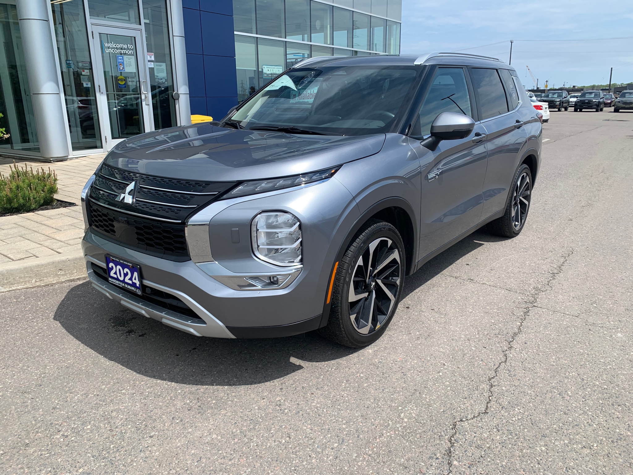 2024 Mitsubishi Outlander Plug-In Hybrid