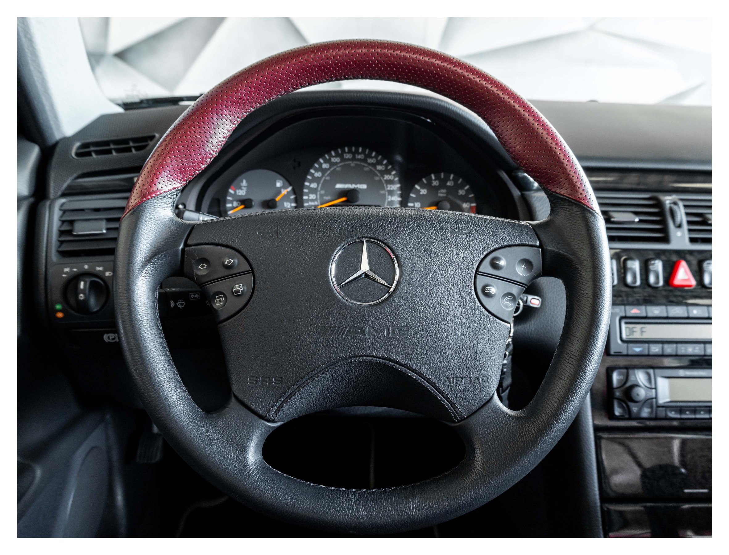 2000 Mercedes-Benz E-Class