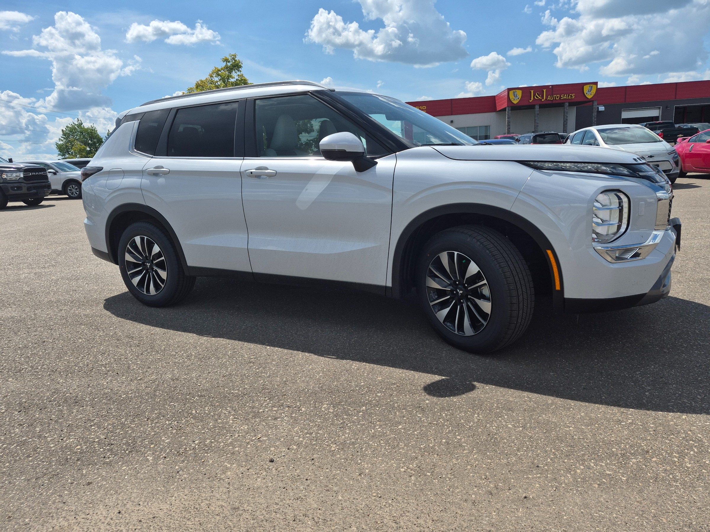 2026 Mitsubishi Outlander
