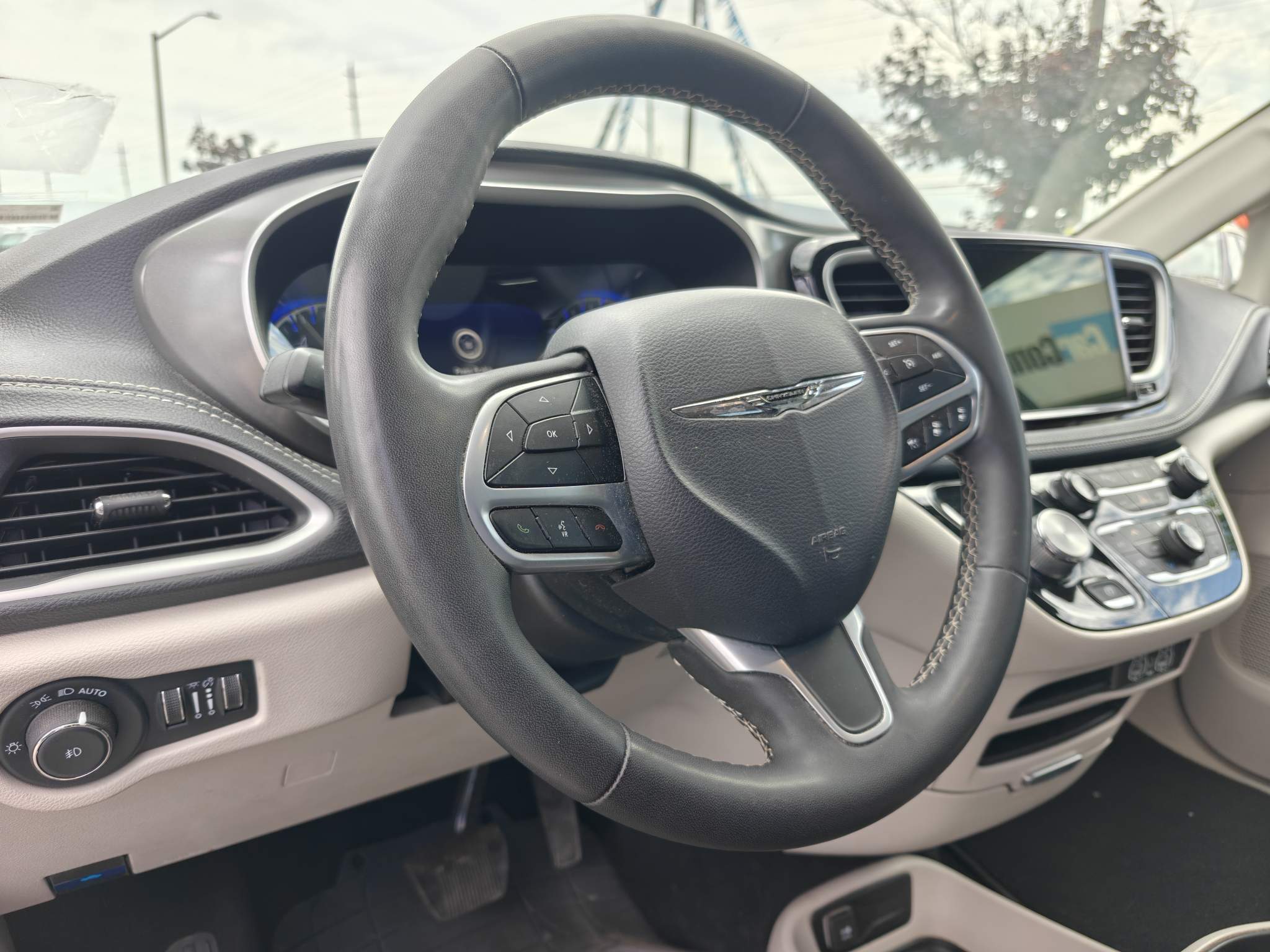 2023 Chrysler Pacifica