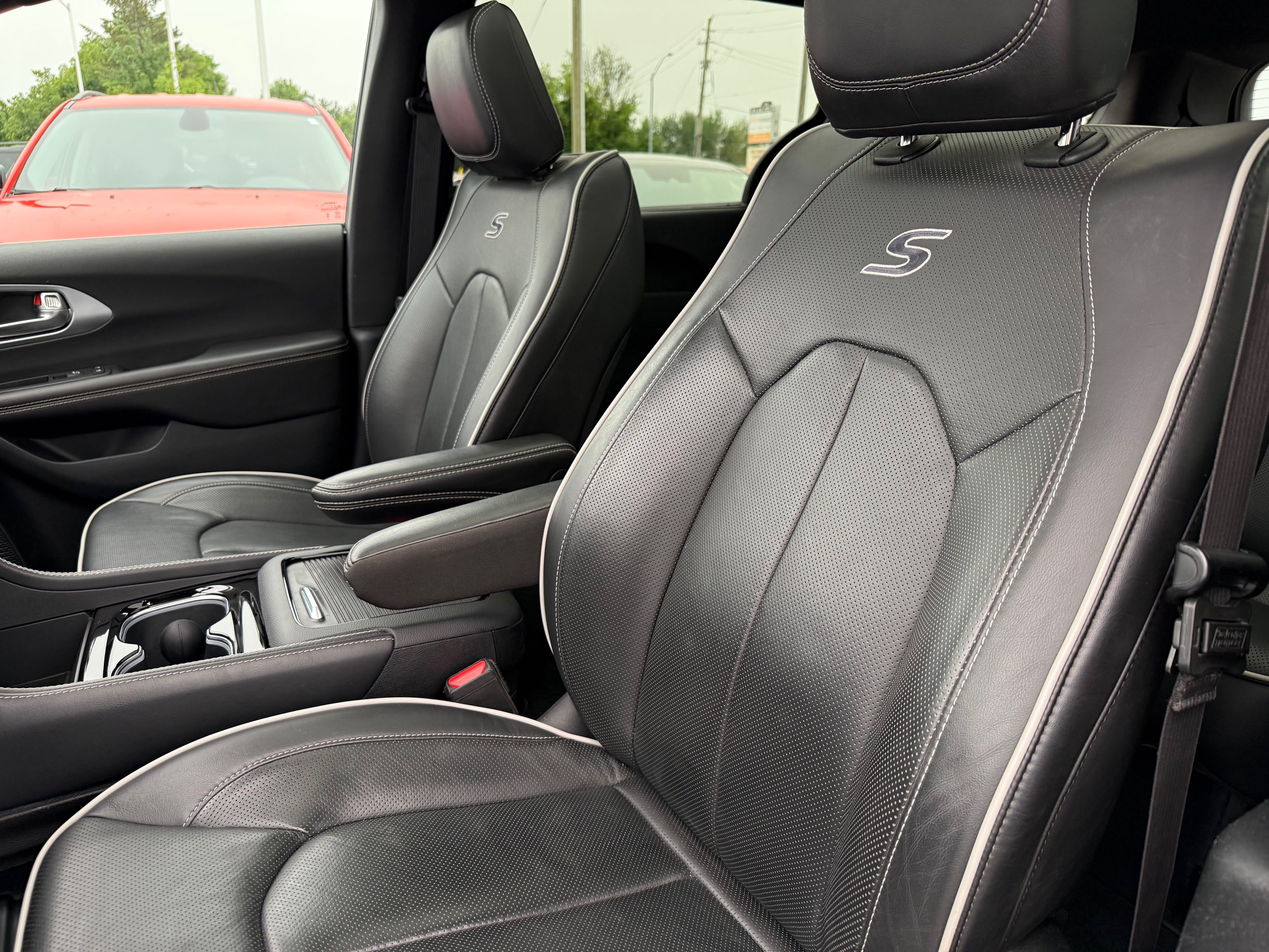 2026 Chrysler Pacifica