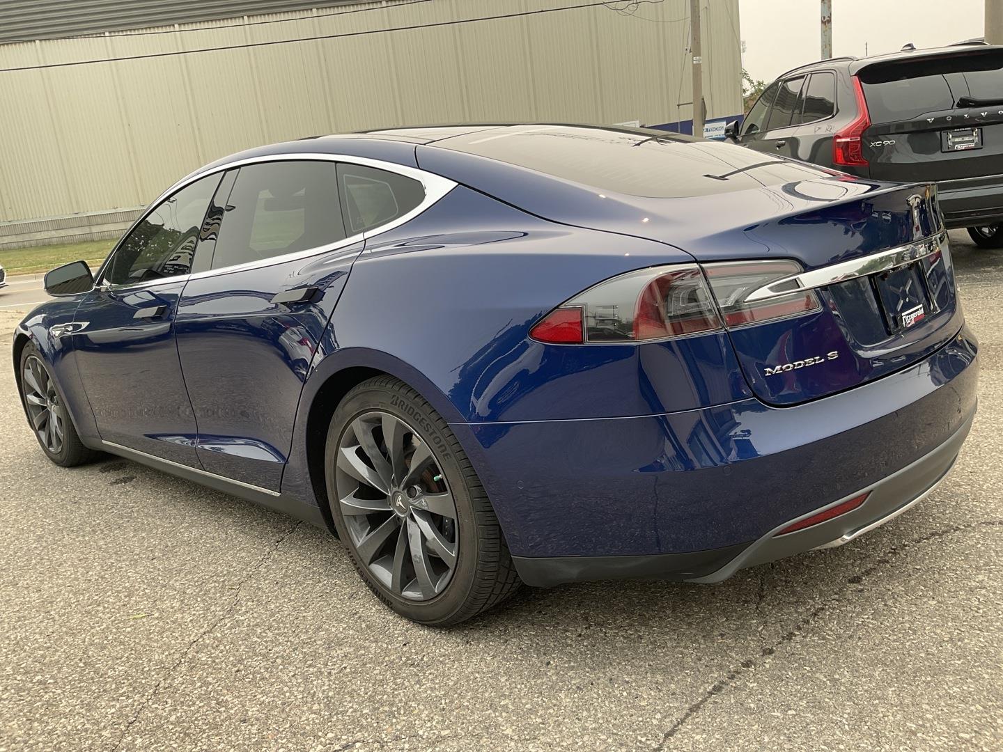 2016 Tesla Model S