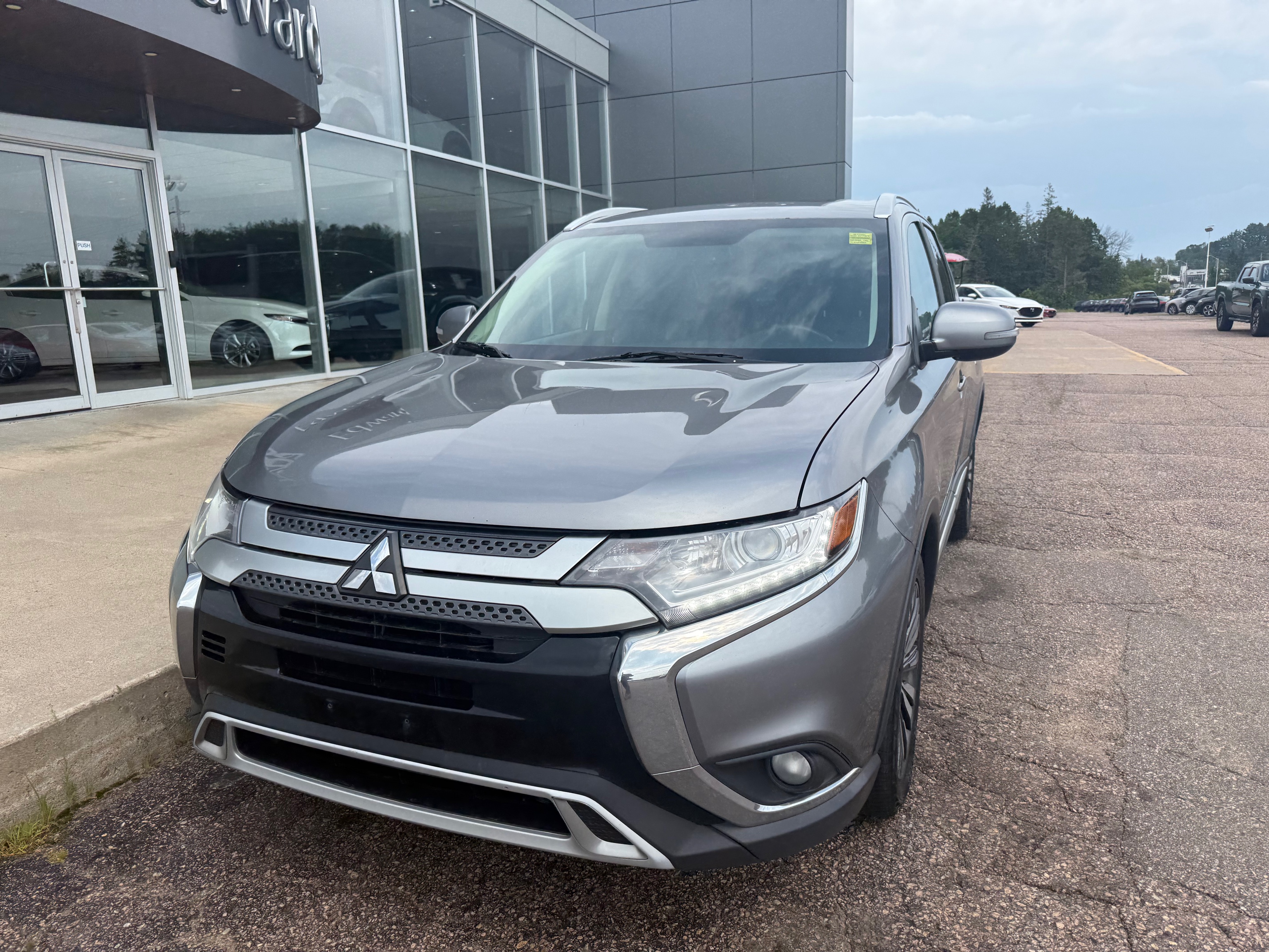 2020 Mitsubishi Outlander