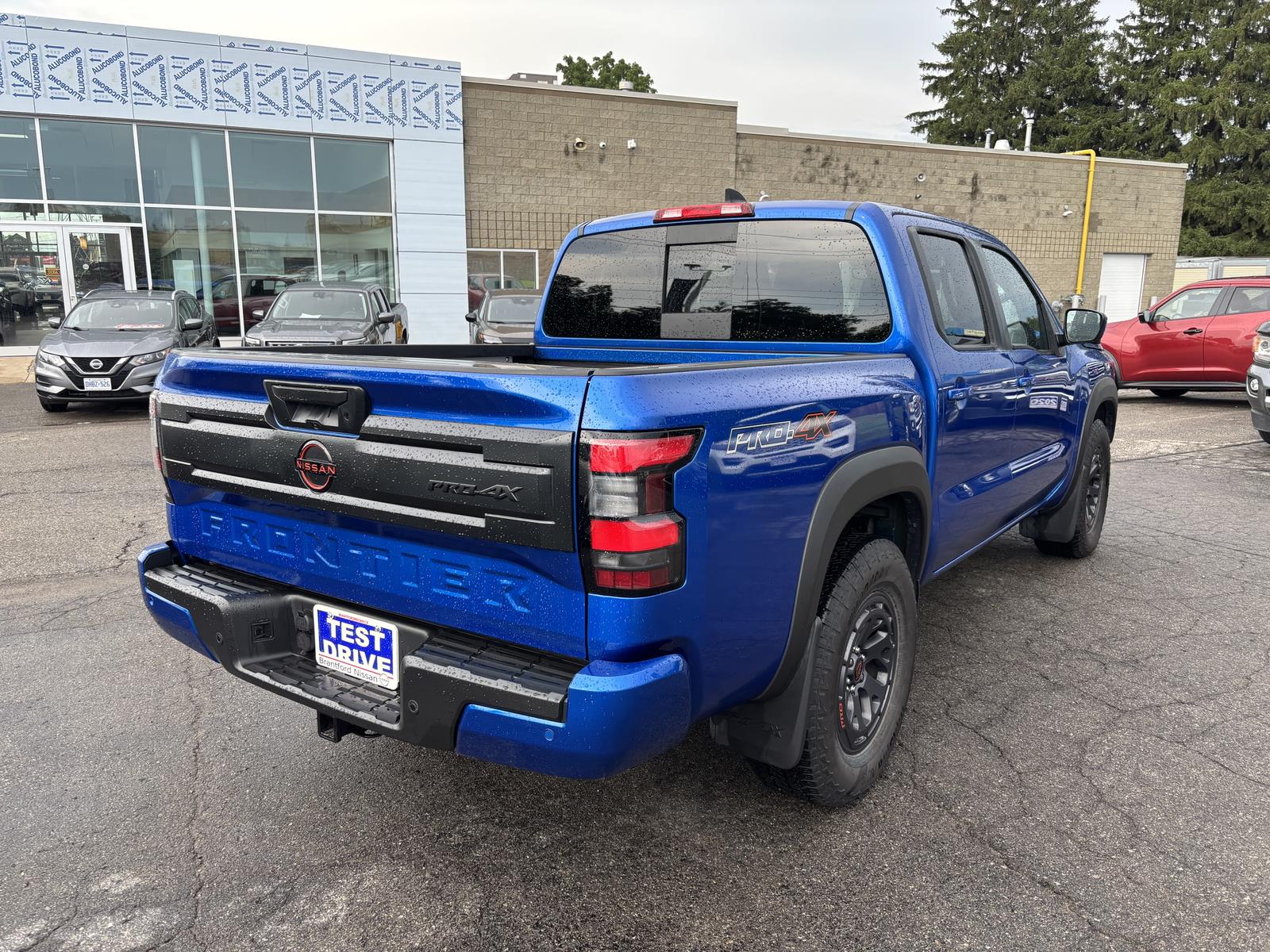 2025 Nissan Frontier