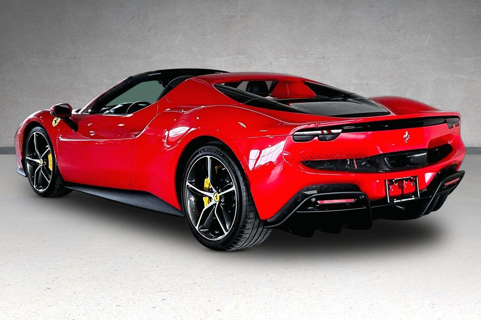 2025 Ferrari 296 GTS