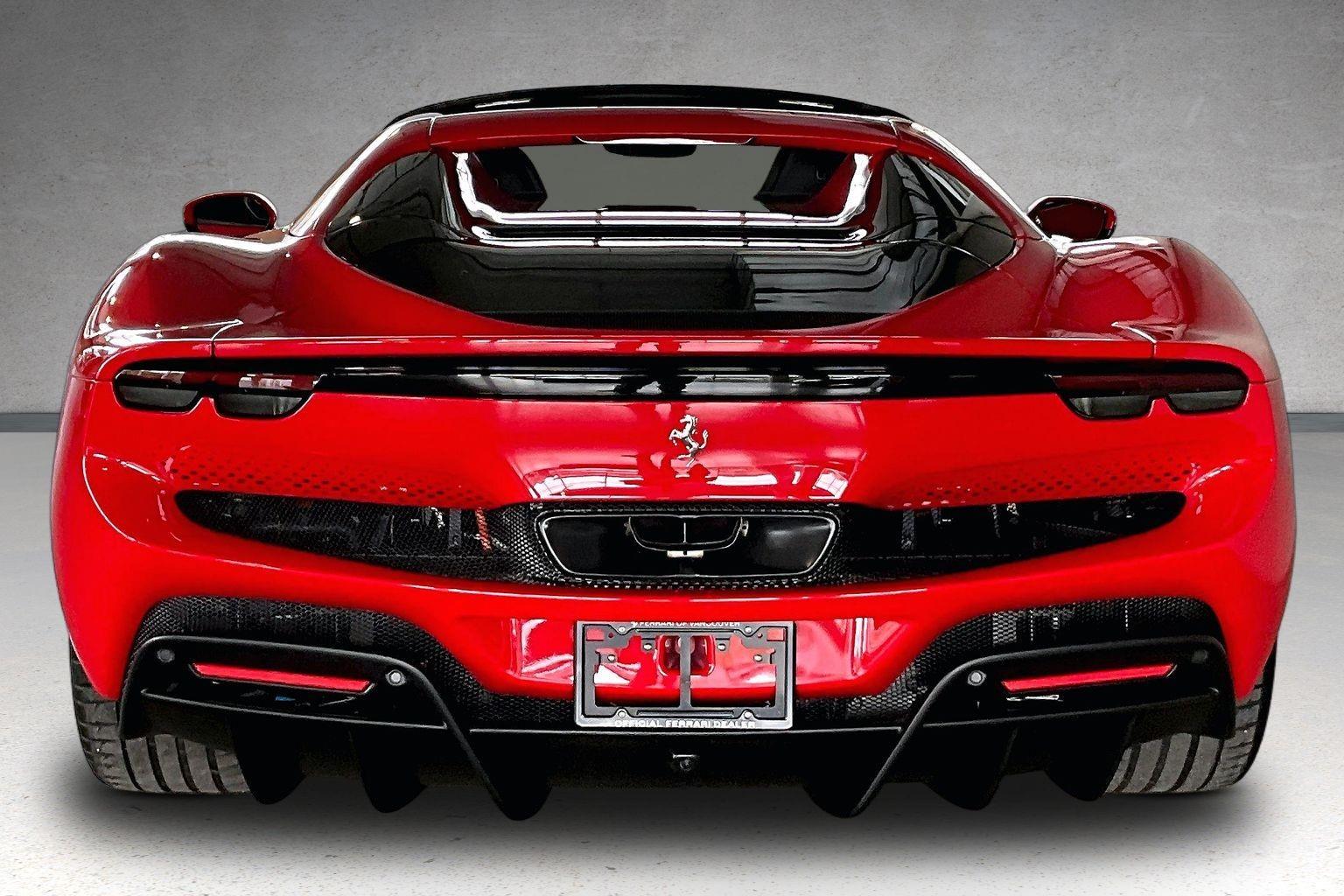 2025 Ferrari 296 GTS