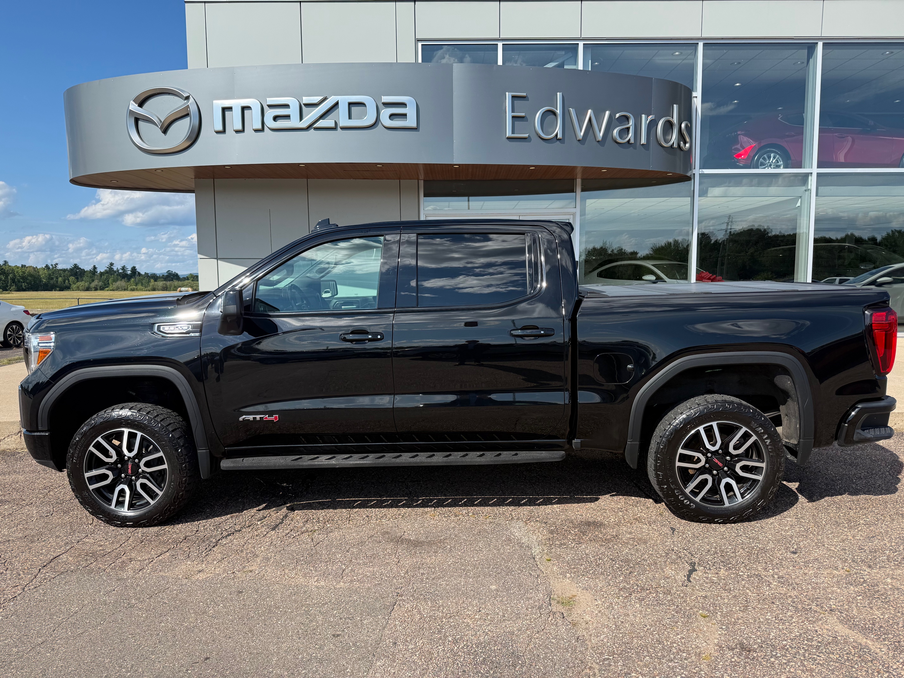 2022 GMC Sierra 1500 Limited