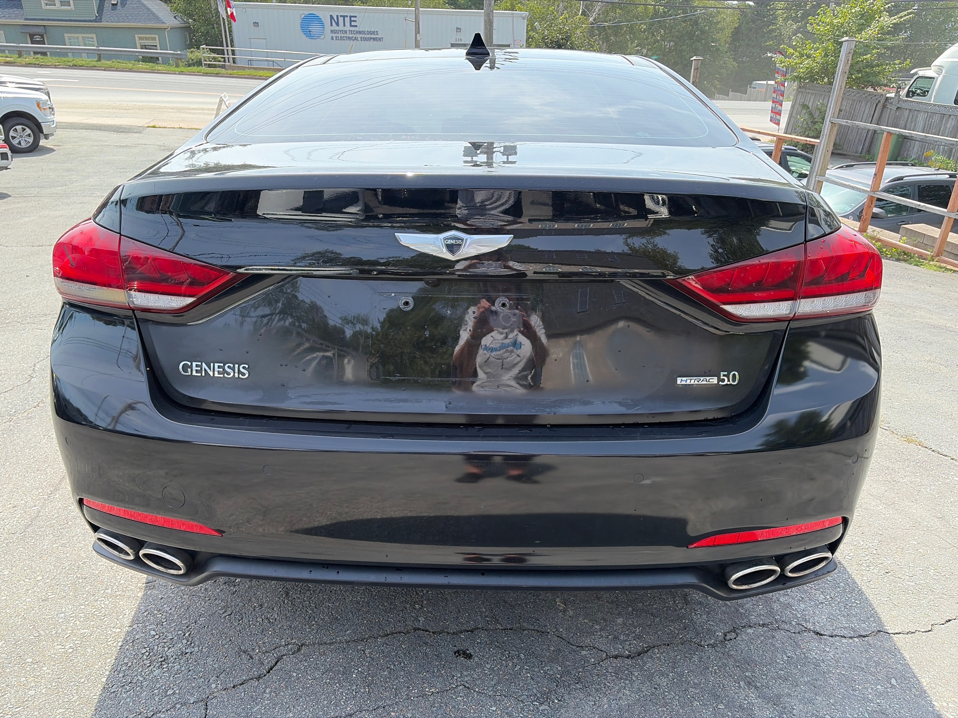 2015 Hyundai Genesis