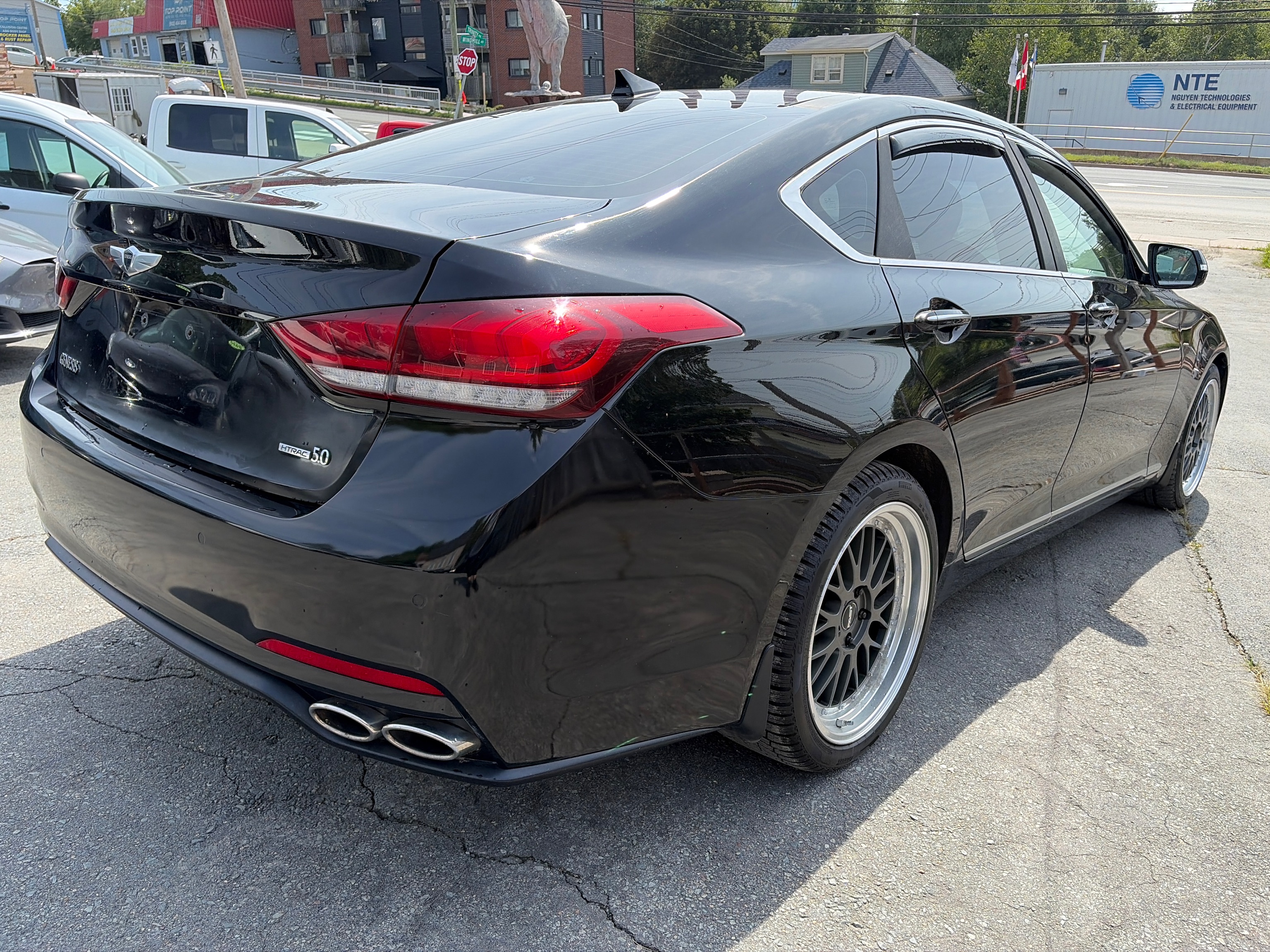 2015 Hyundai Genesis