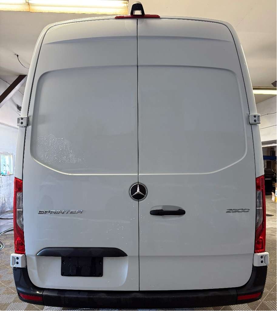 2024 Mercedes-Benz Sprinter 2500