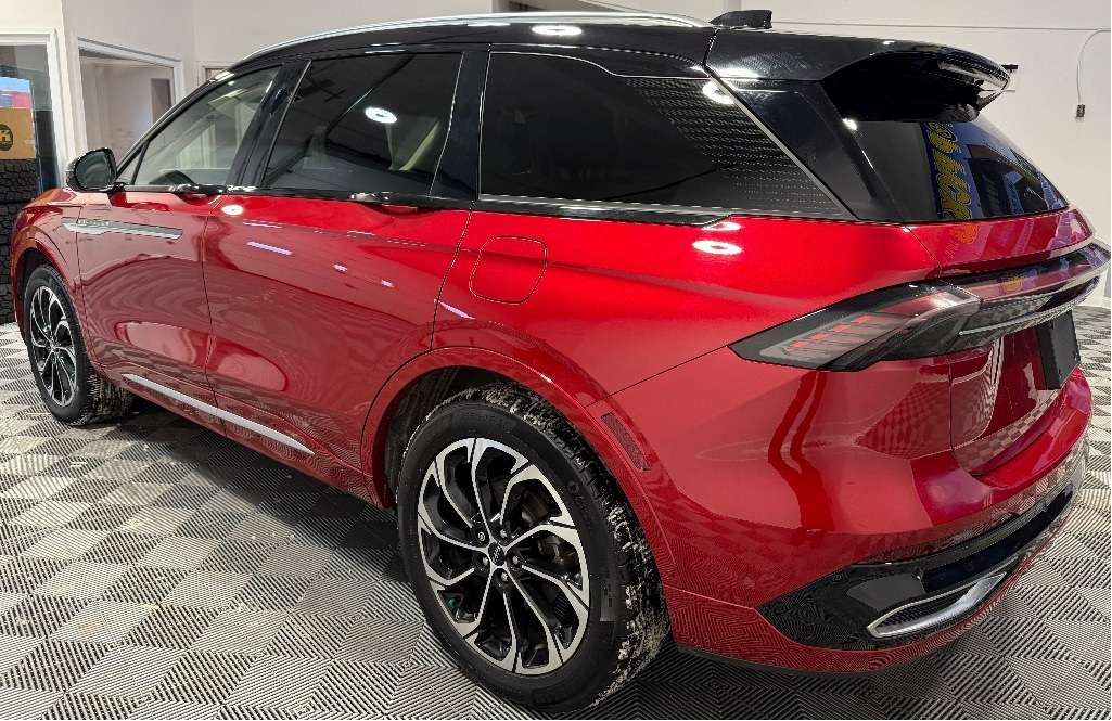 2024 Lincoln Nautilus