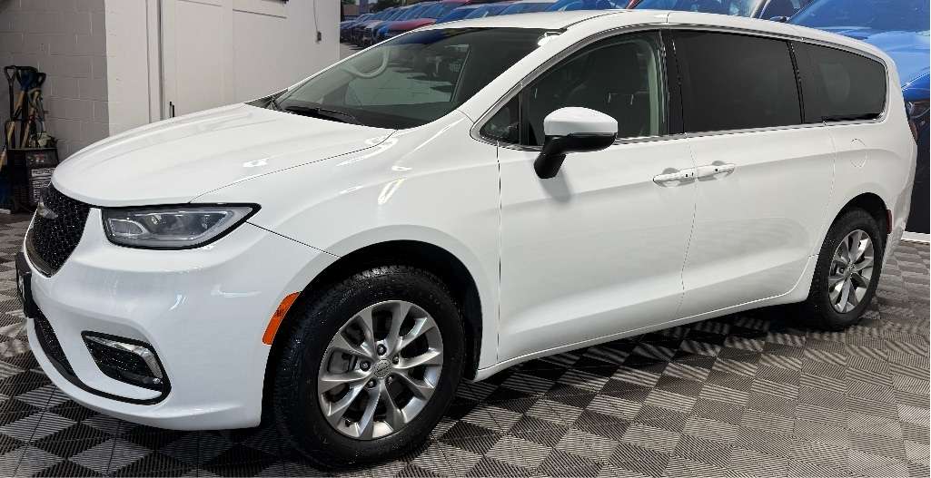 2023 Chrysler Pacifica