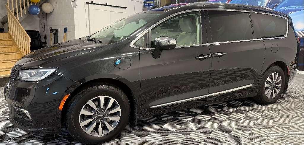 2021 Chrysler Pacifica Hybrid