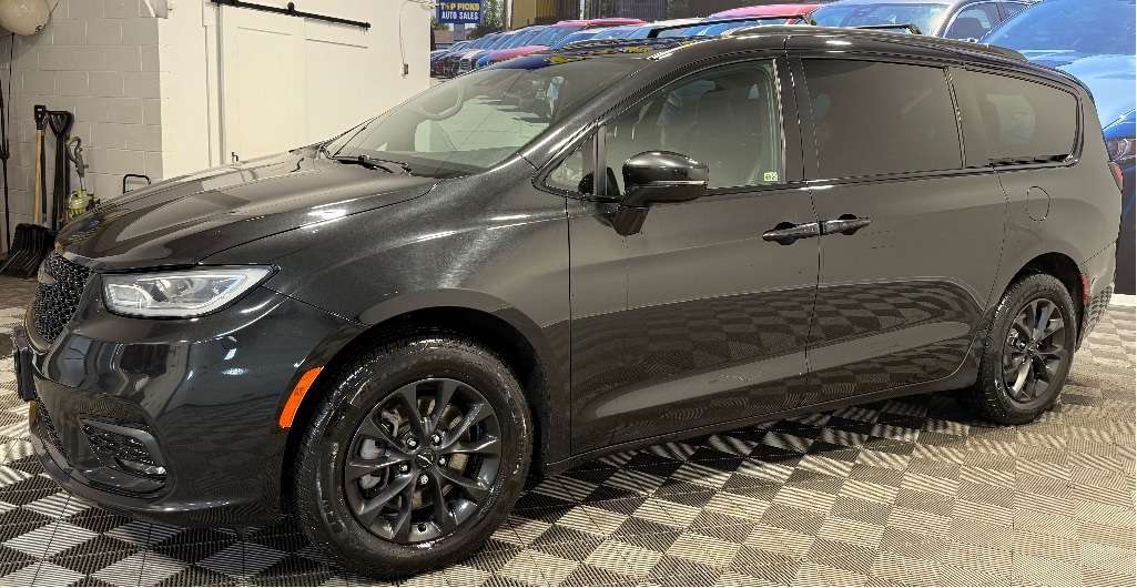 2022 Chrysler Pacifica