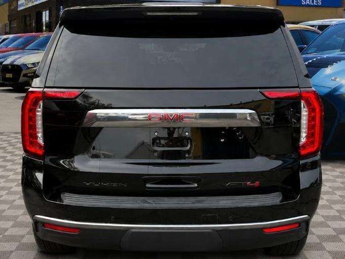 2023 GMC Yukon XL