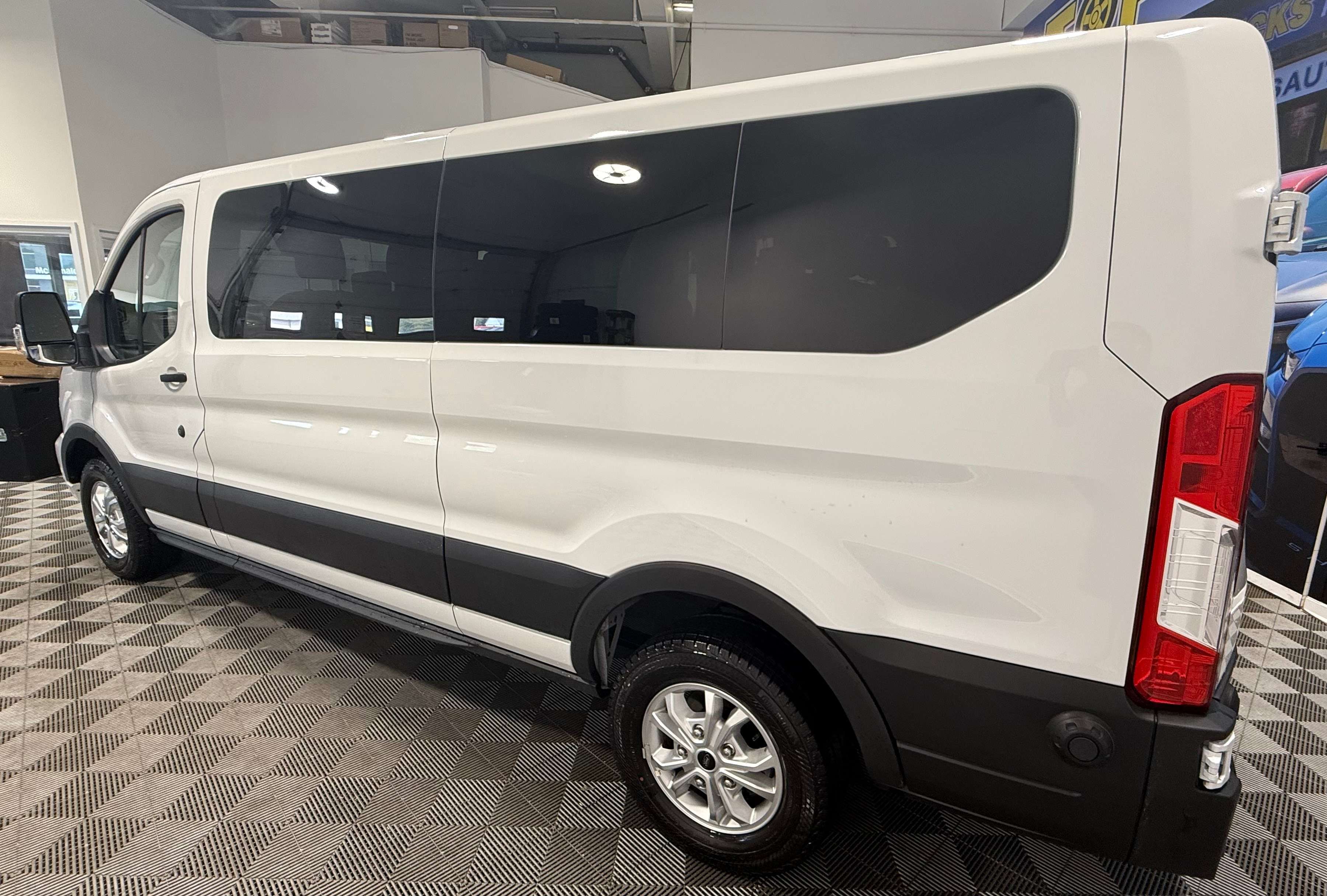 2024 Ford Transit-350 Passenger