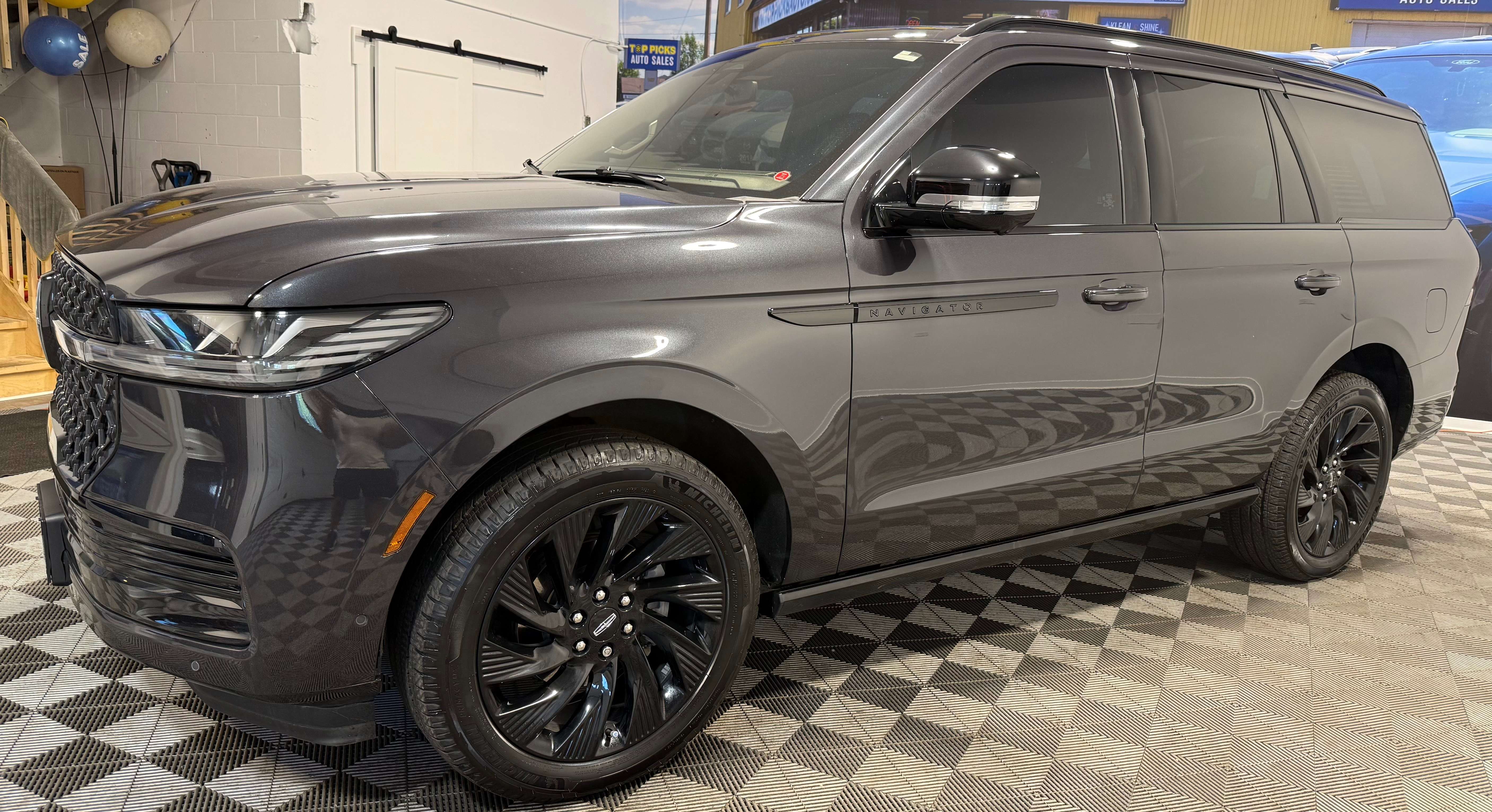 2025 Lincoln Navigator