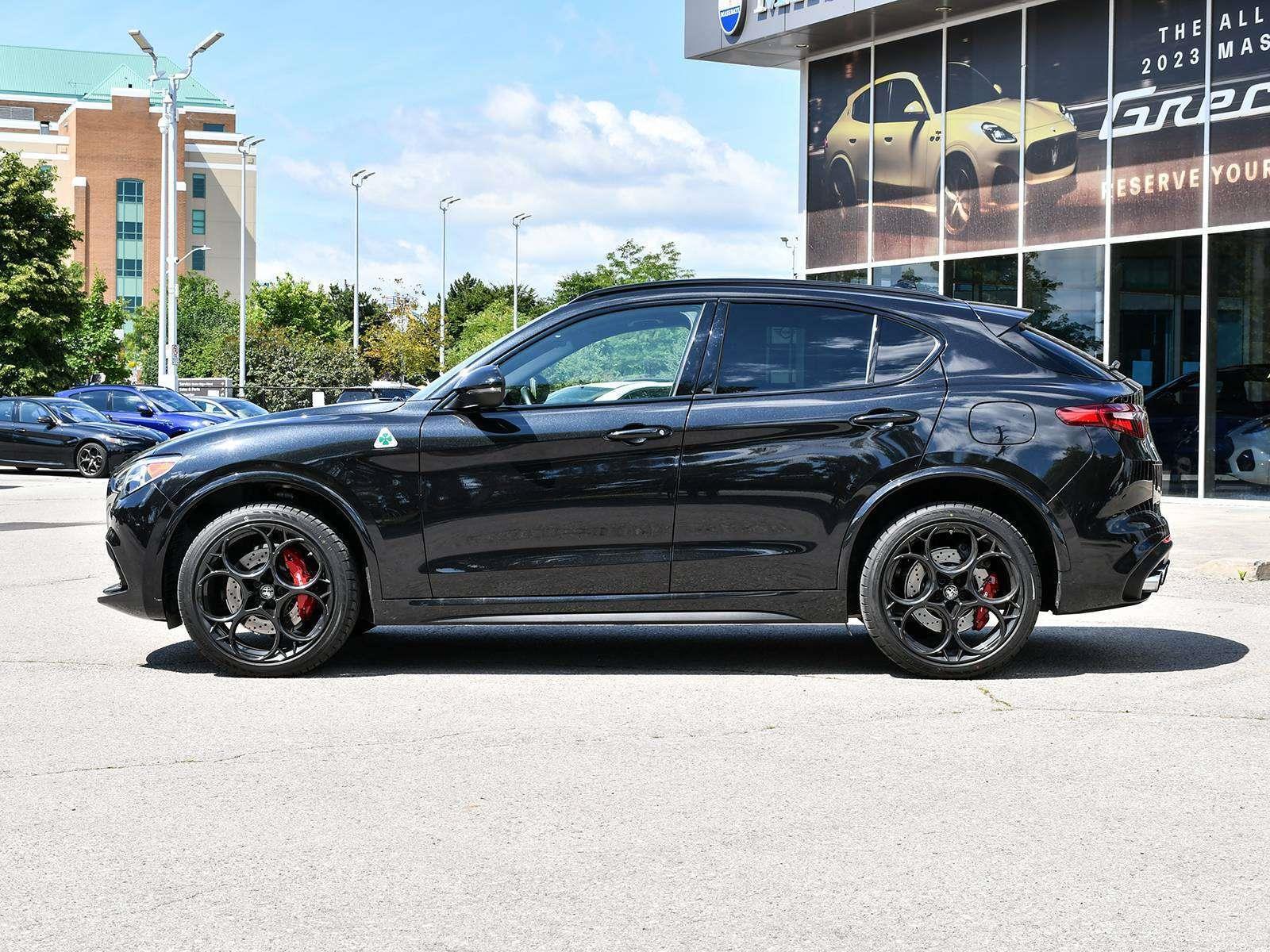 2023 Alfa Romeo Stelvio Quadrifoglio