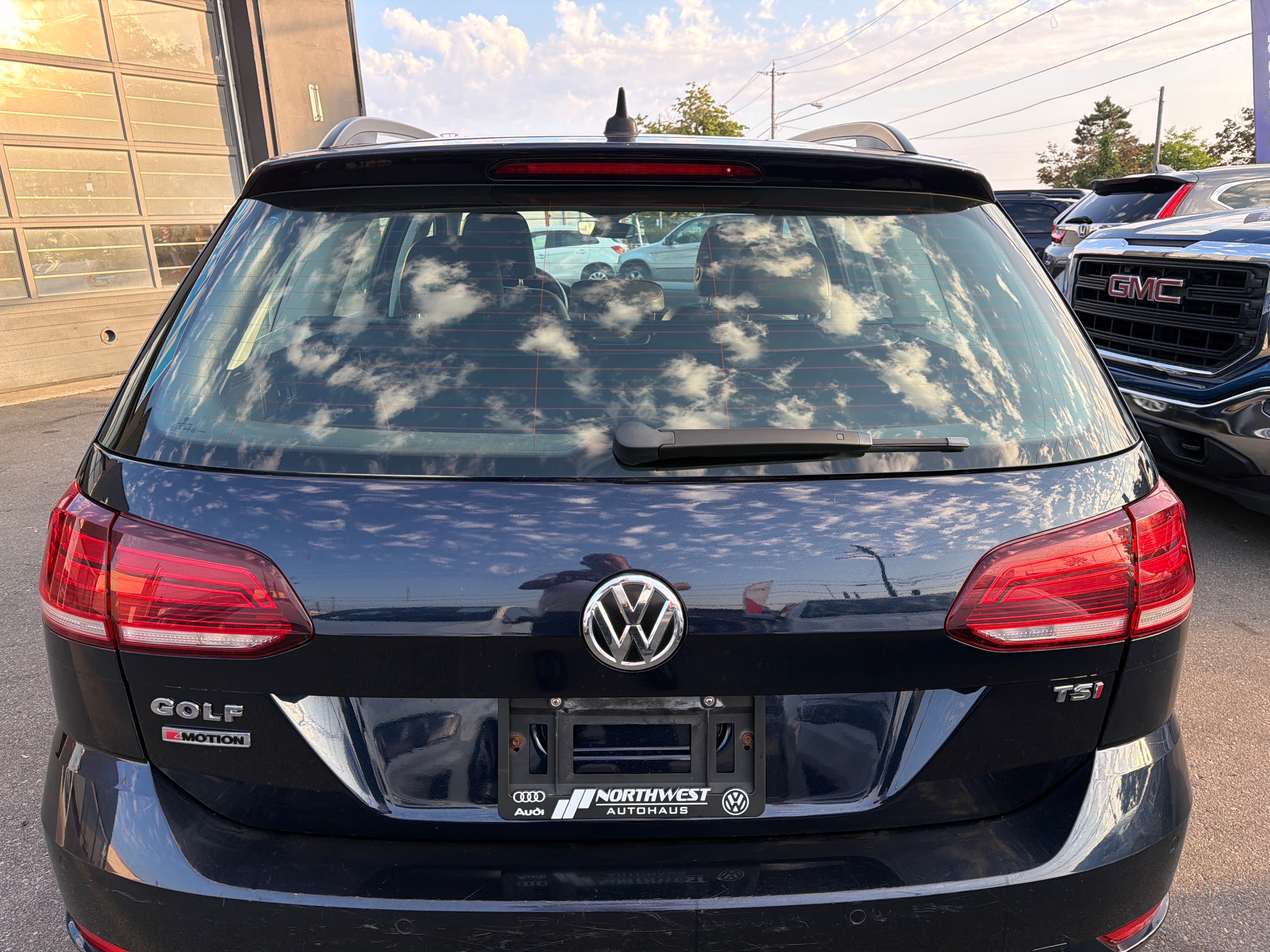 2018 Volkswagen Golf SportWagen