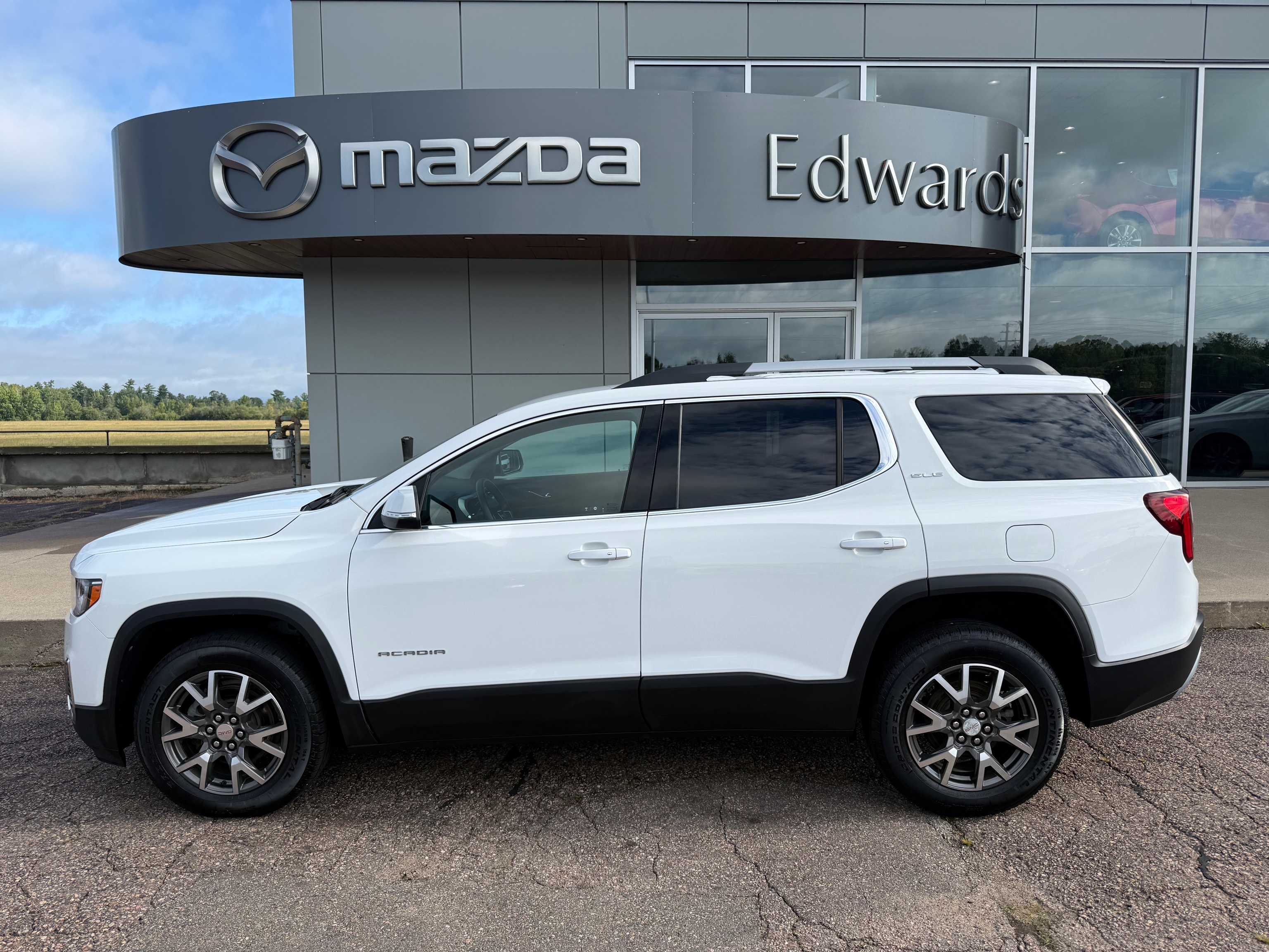 2022 GMC Acadia