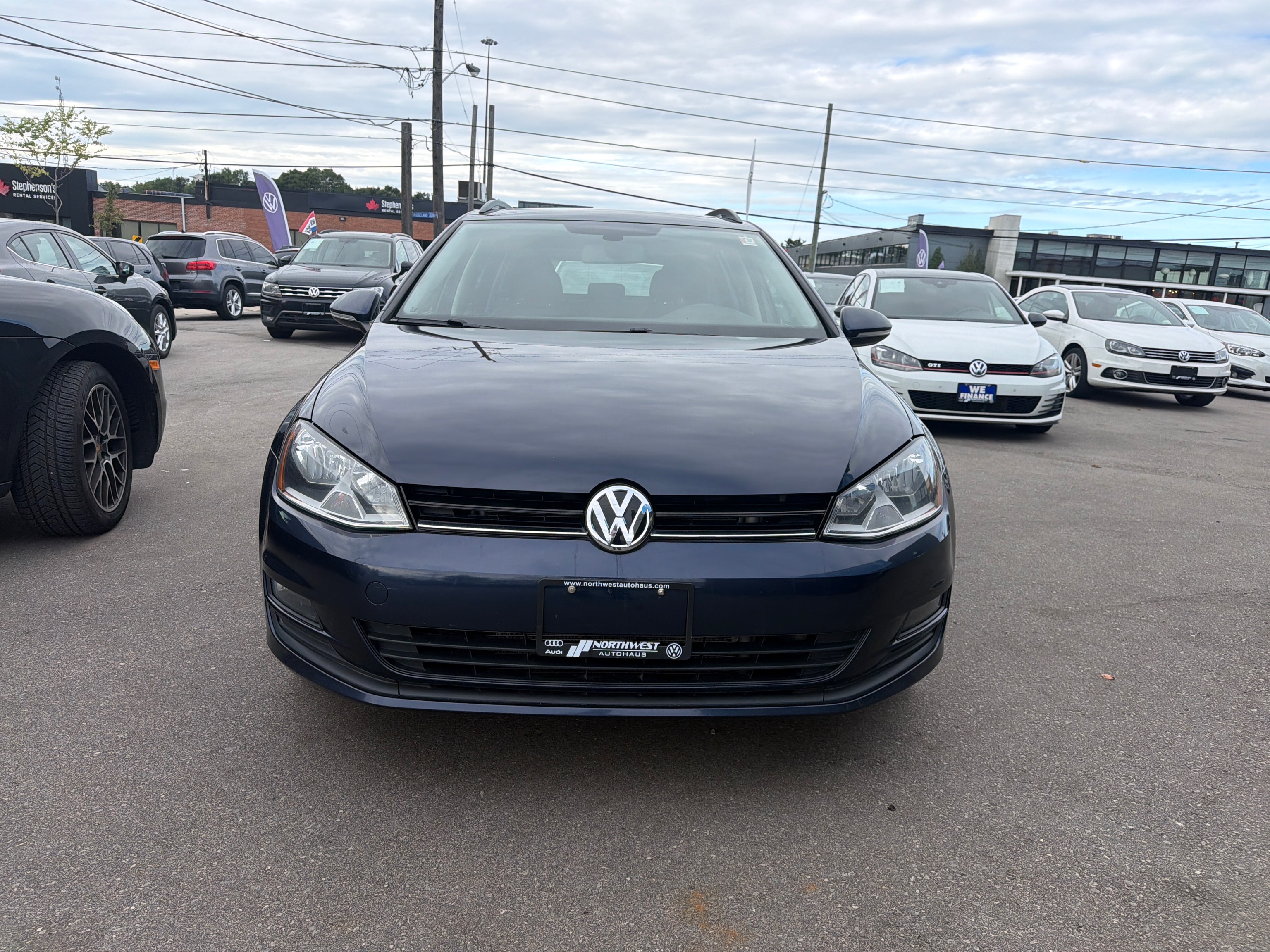 2017 Volkswagen Golf SportWagen