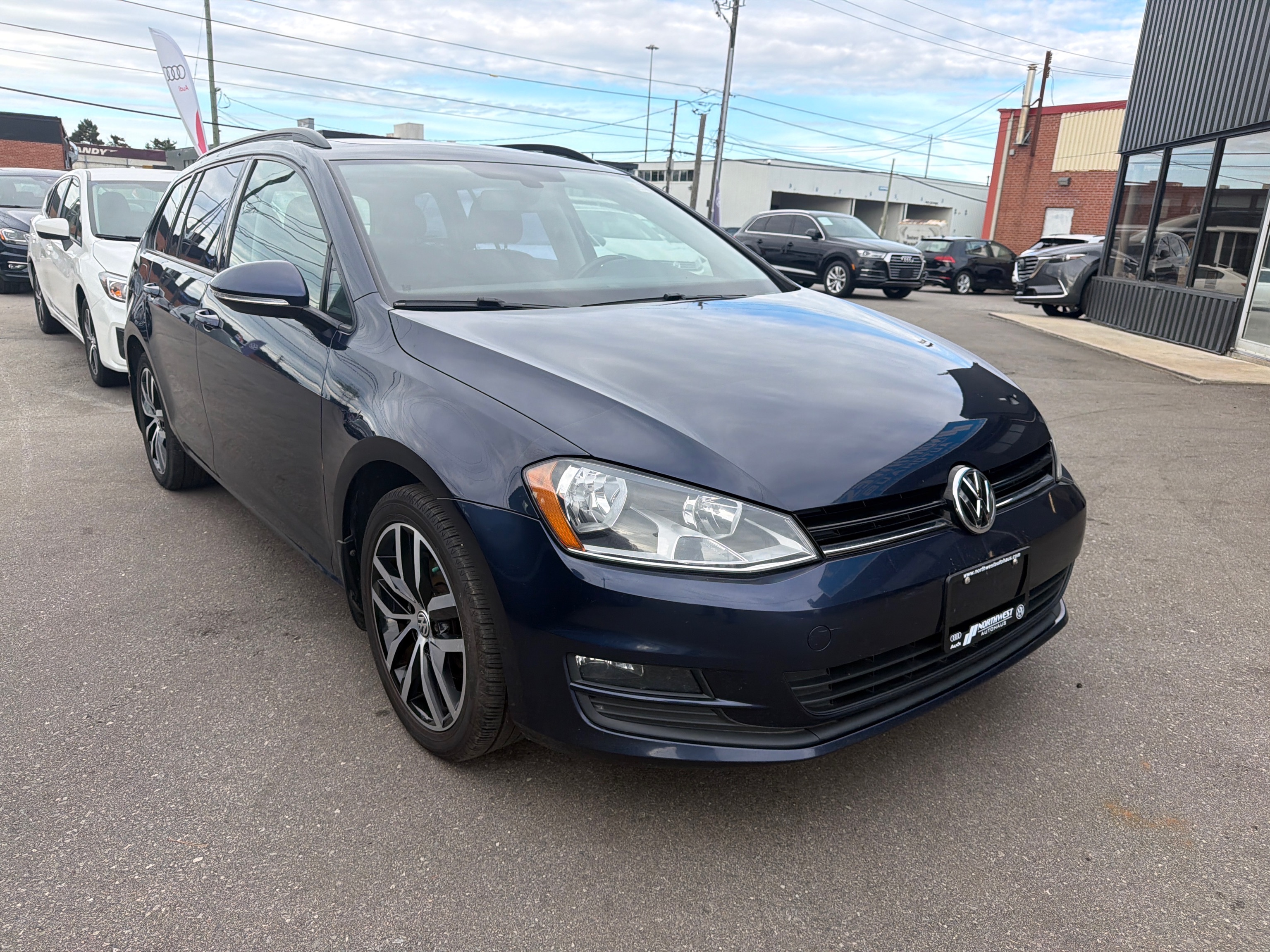 2017 Volkswagen Golf SportWagen