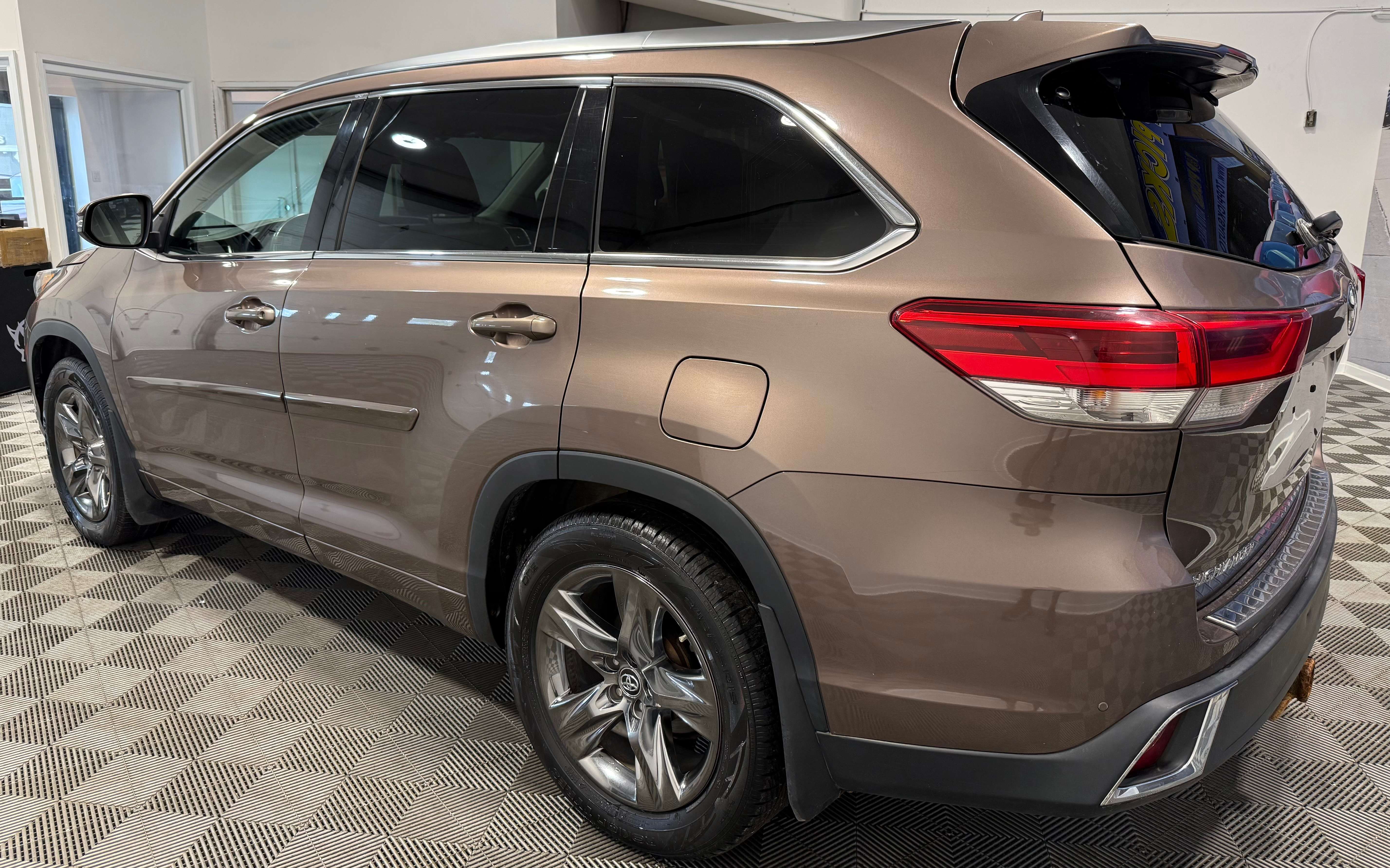 2017 Toyota Highlander