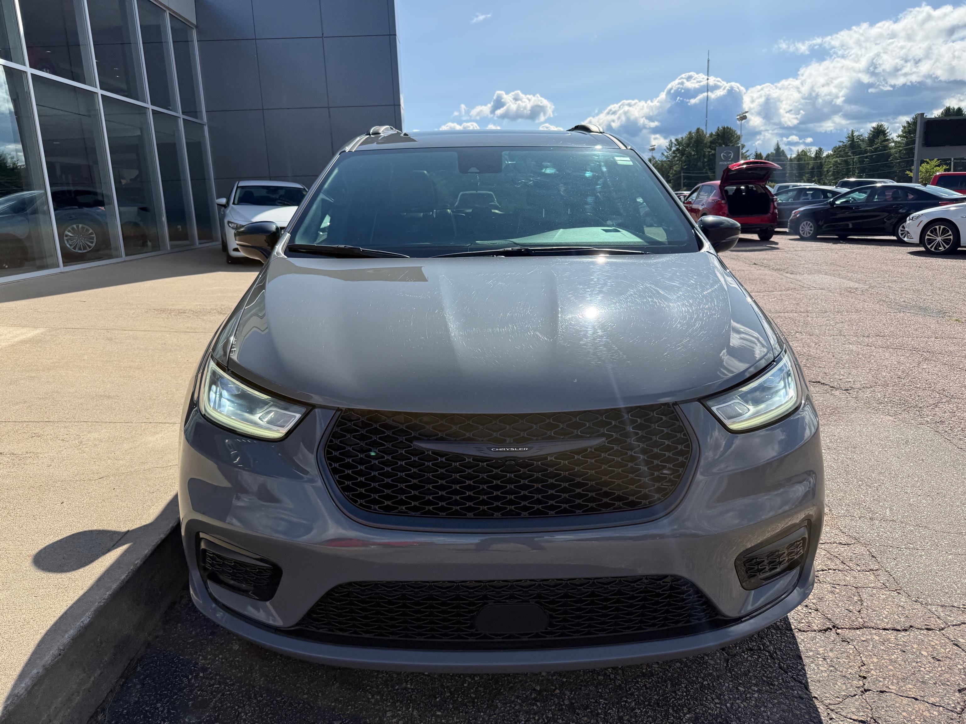2025 Chrysler Pacifica