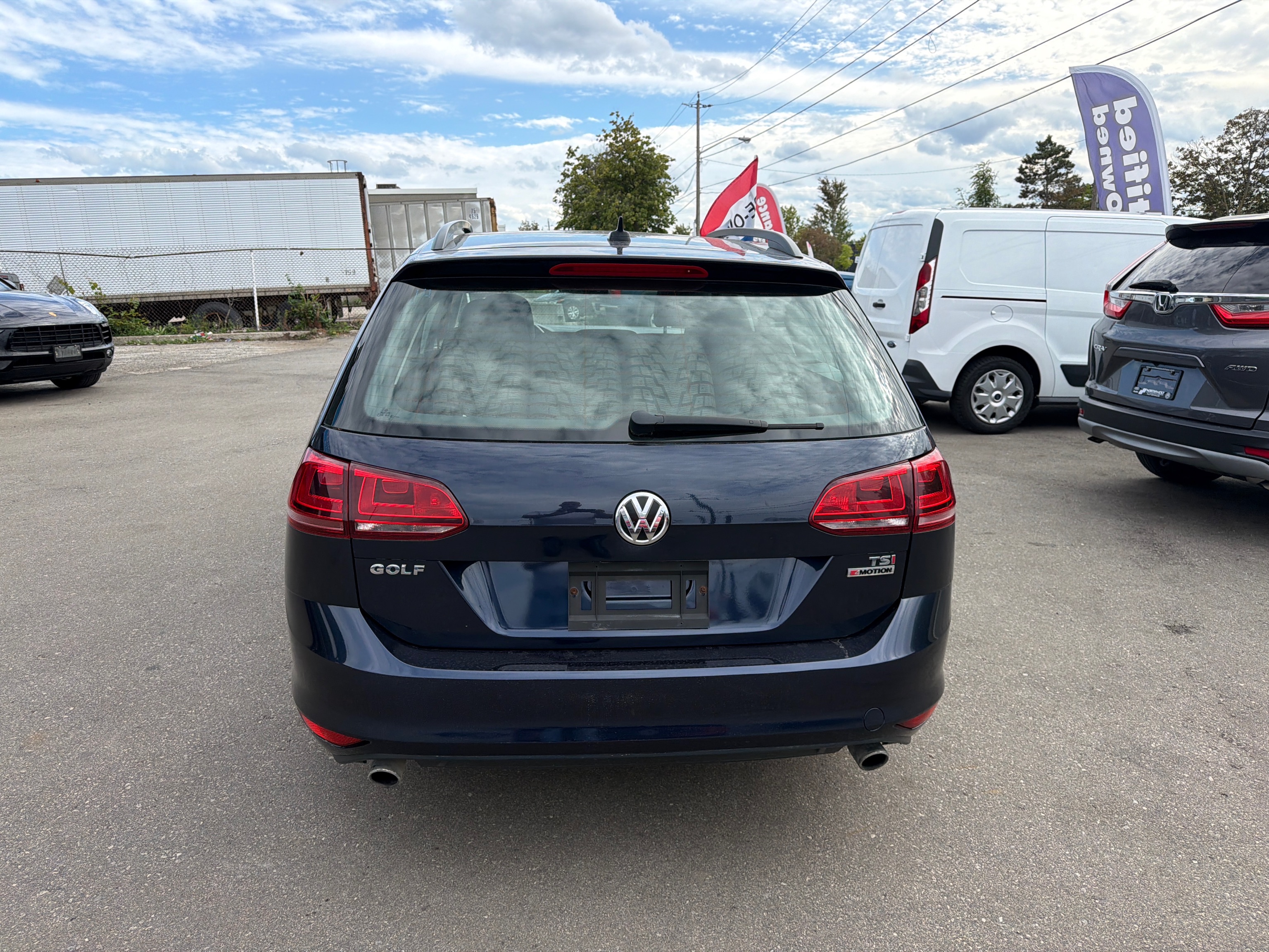 2017 Volkswagen Golf SportWagen