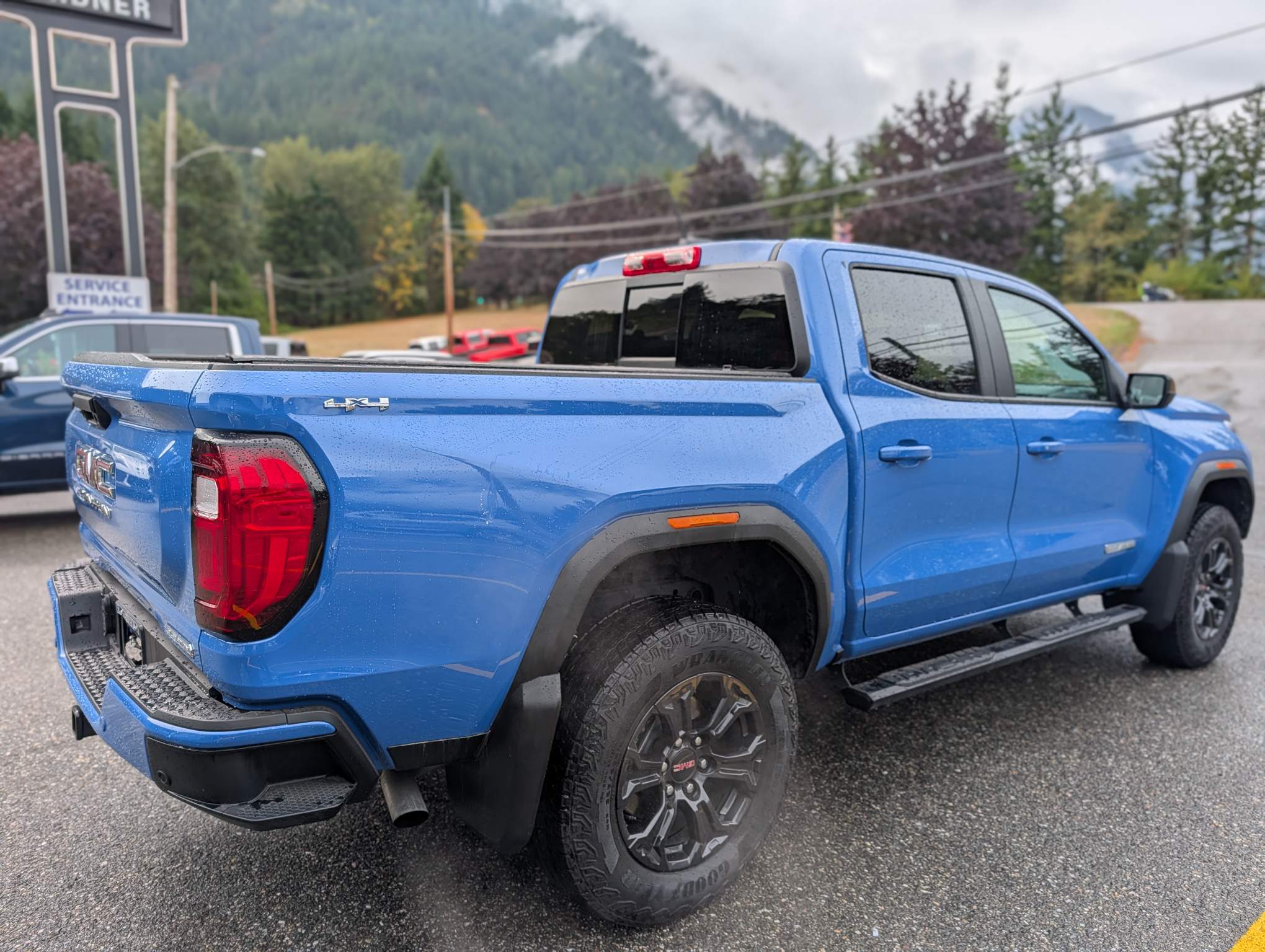 2025 GMC Canyon