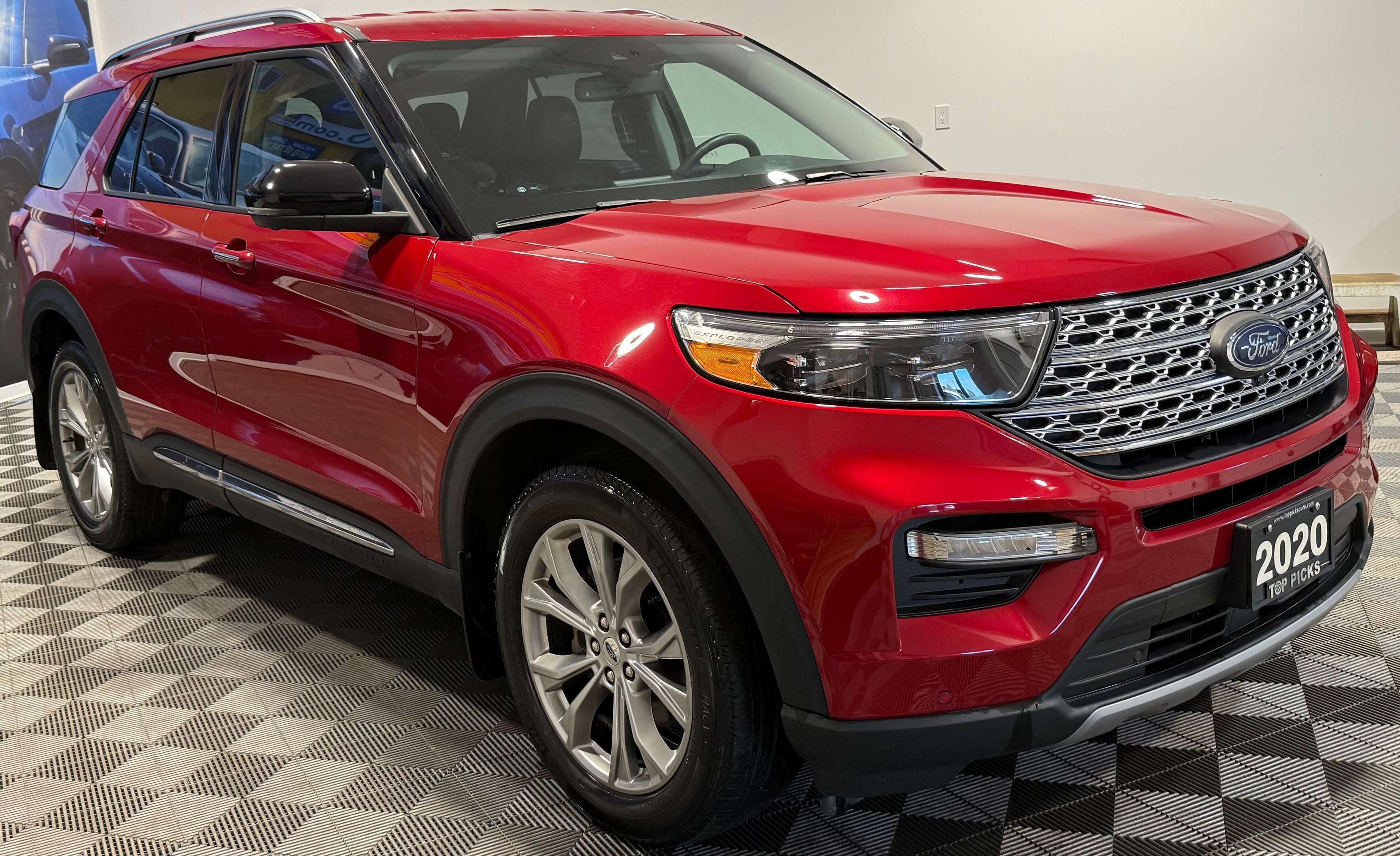 2020 Ford Explorer