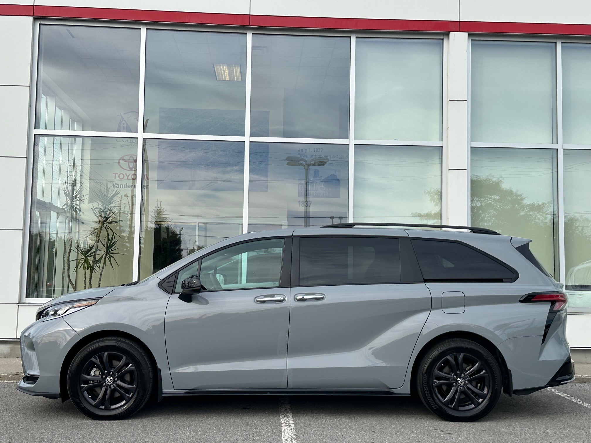 2025 Toyota Sienna
