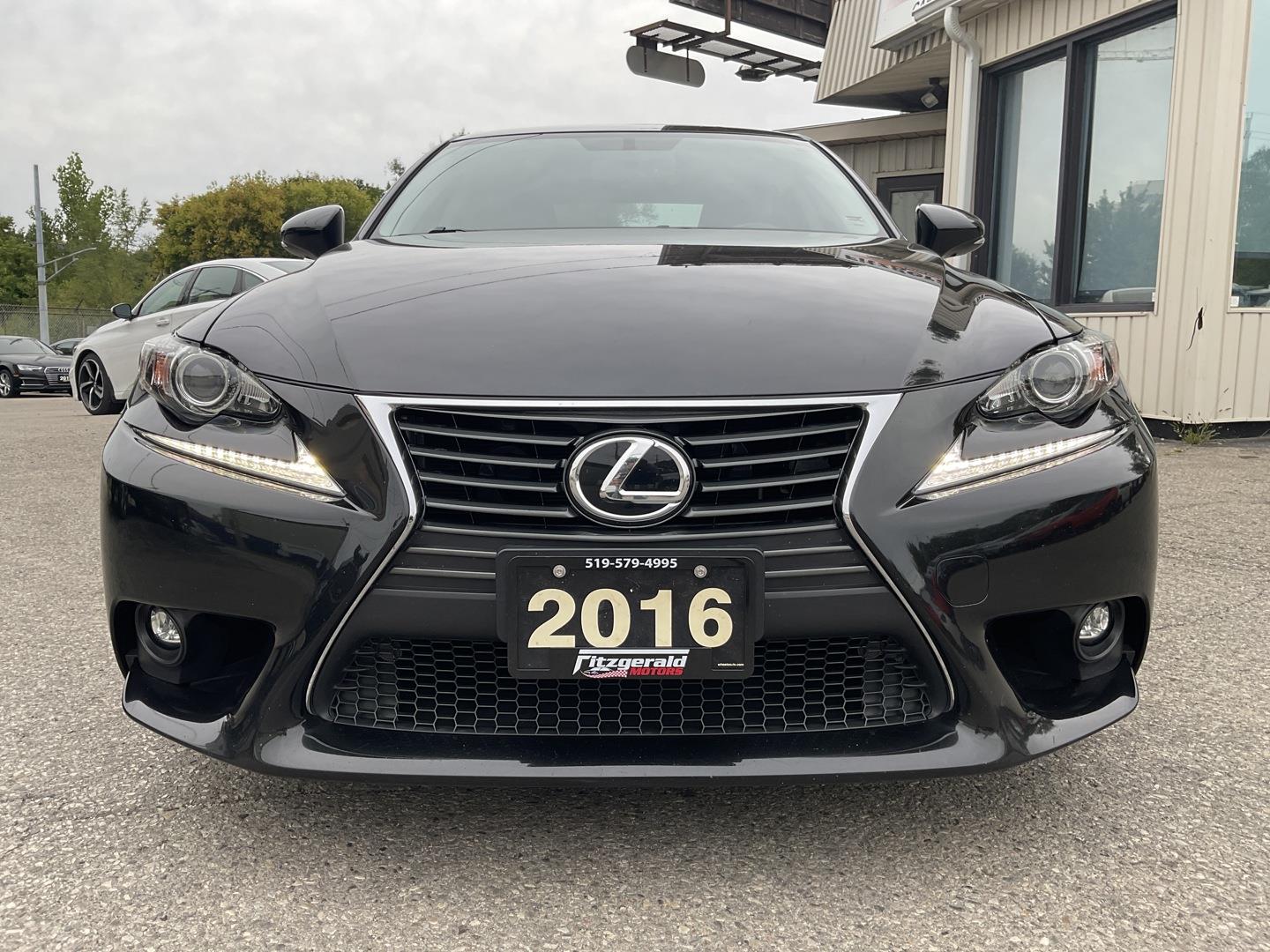 2016 Lexus IS 300