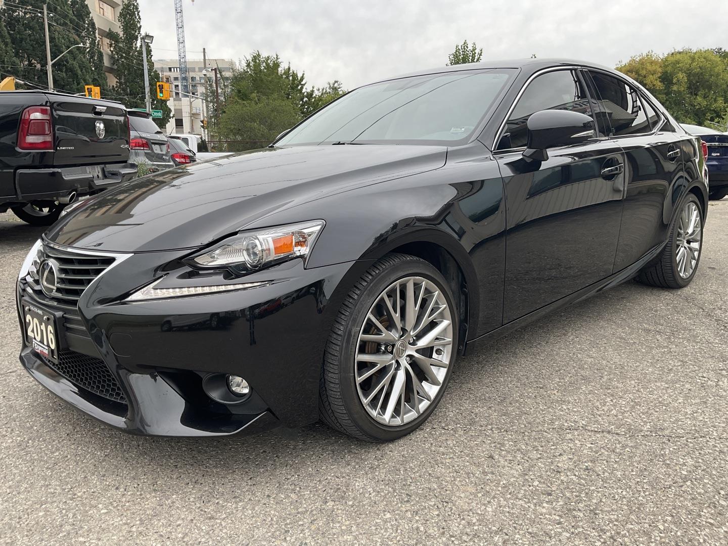 2016 Lexus IS 300