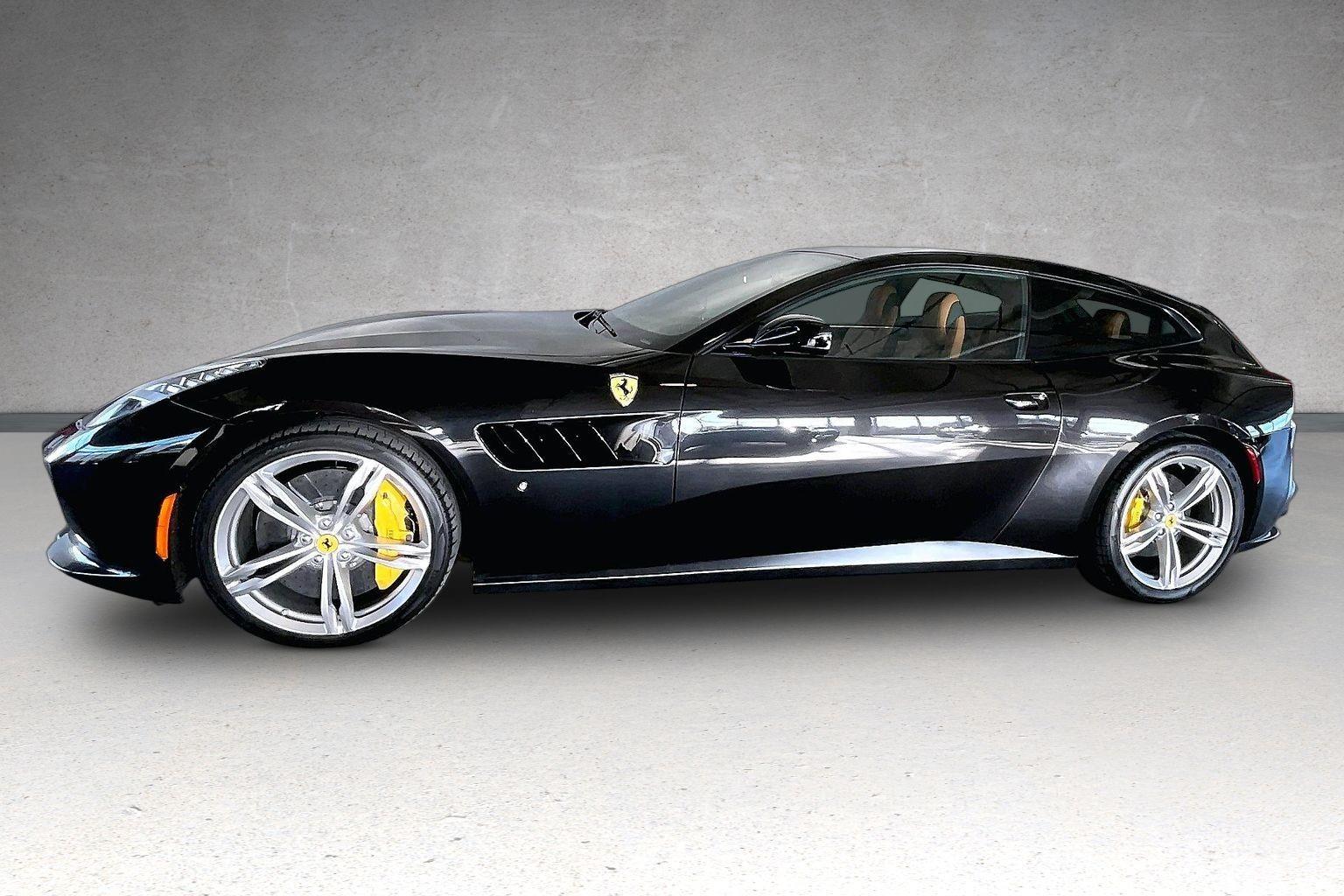 2017 Ferrari GTC4Lusso