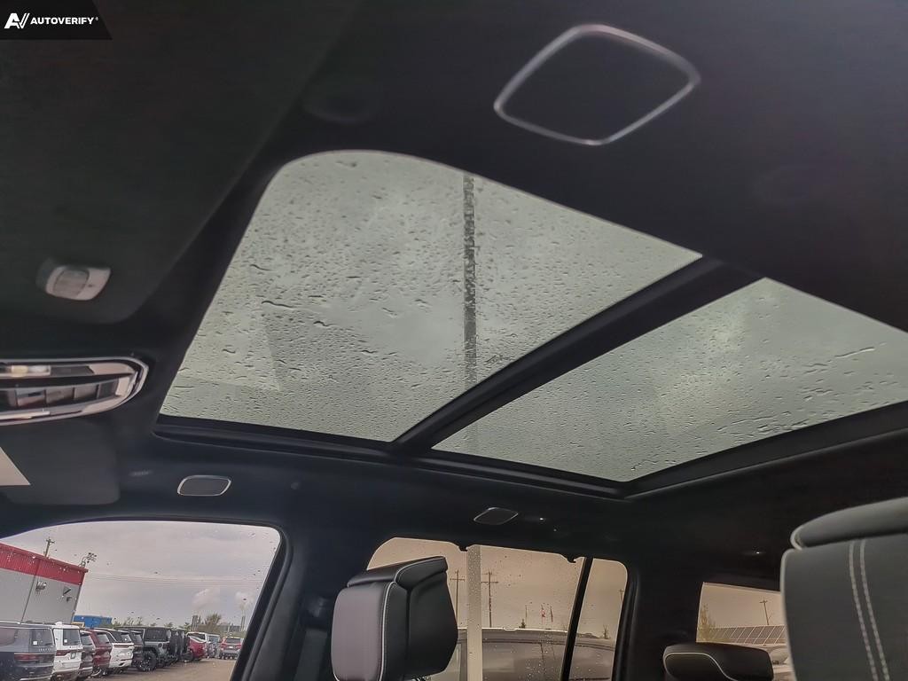 2023 Jeep Grand Wagoneer