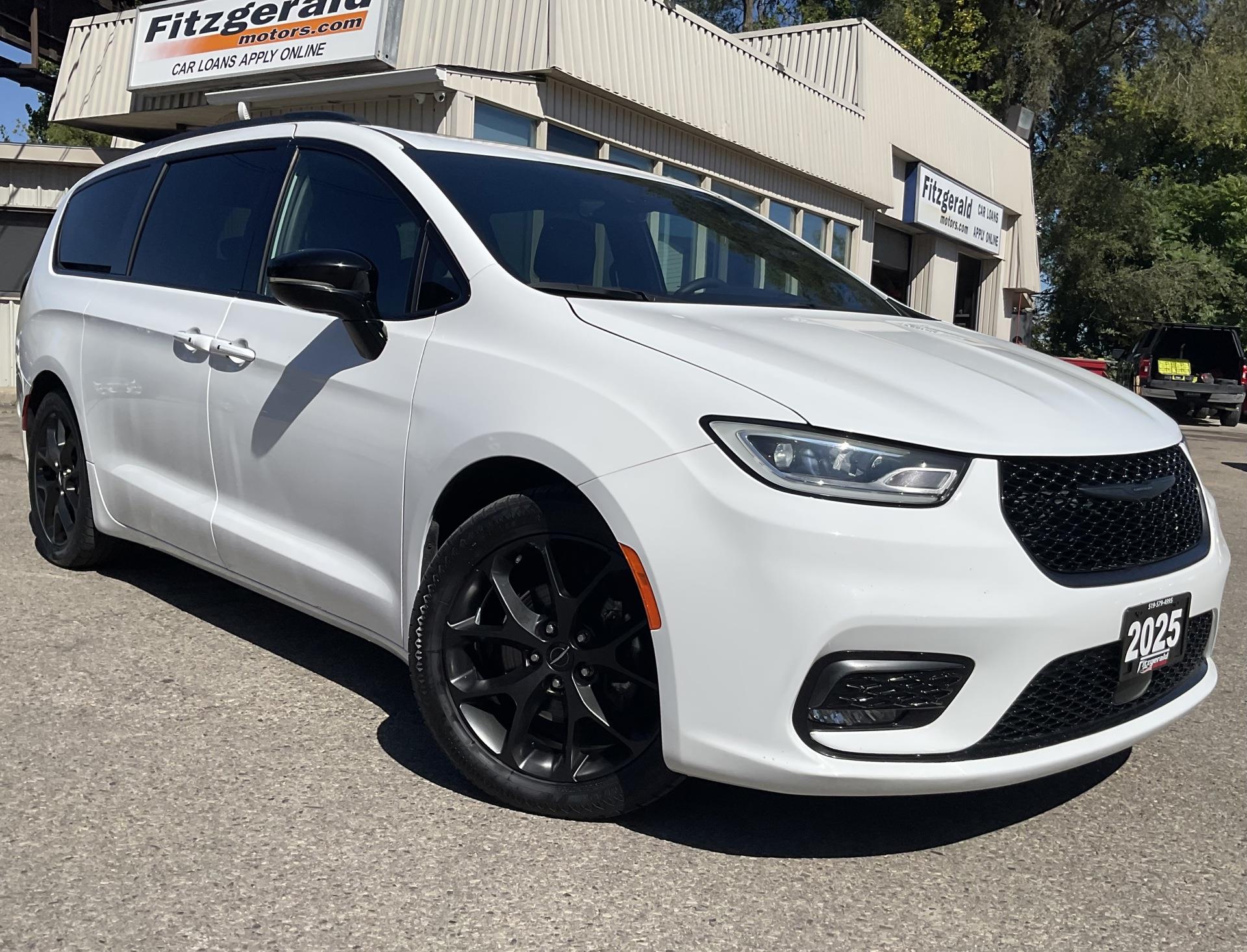 2025 Chrysler Pacifica