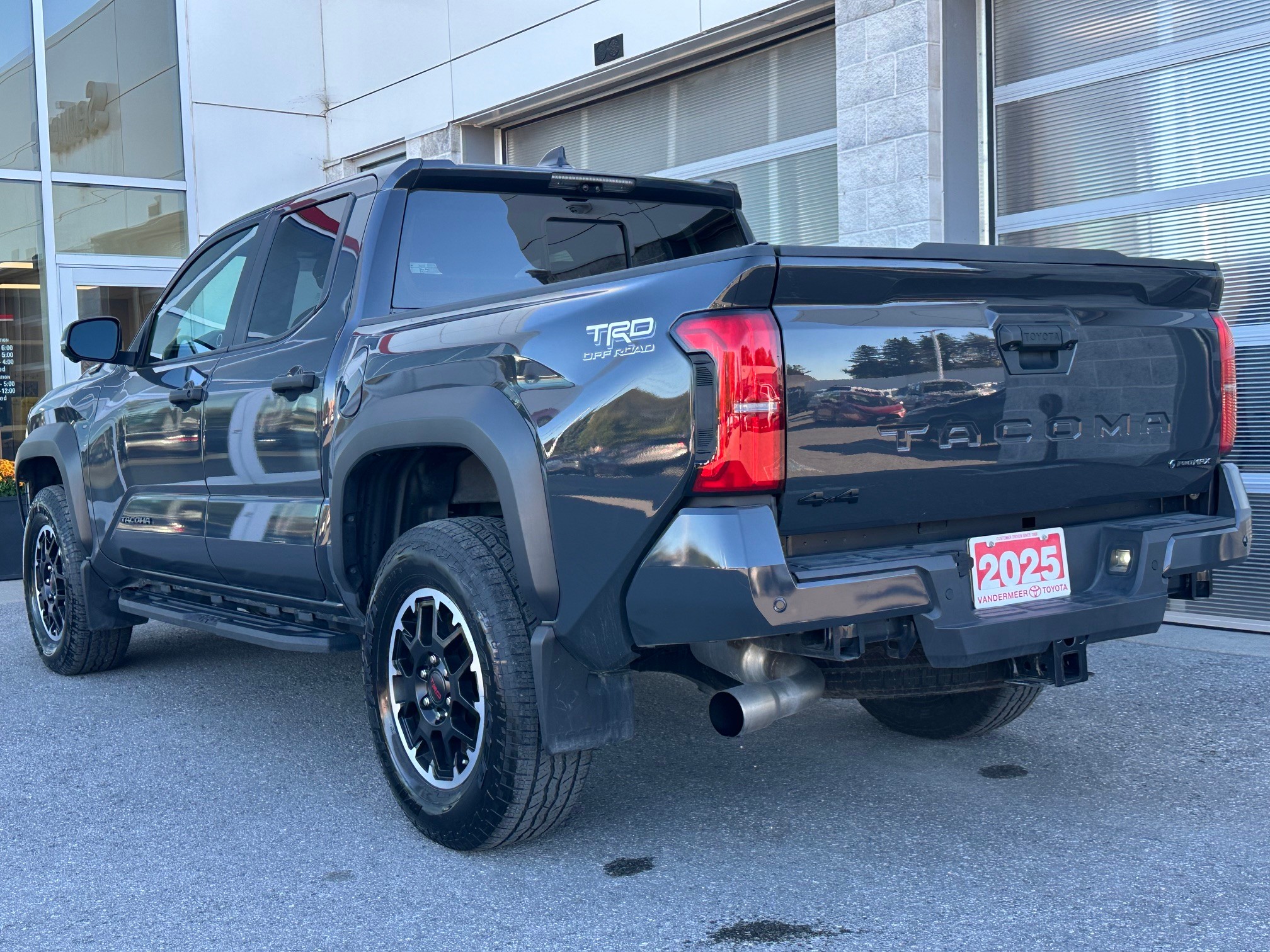 2025 Toyota Tacoma Hybrid