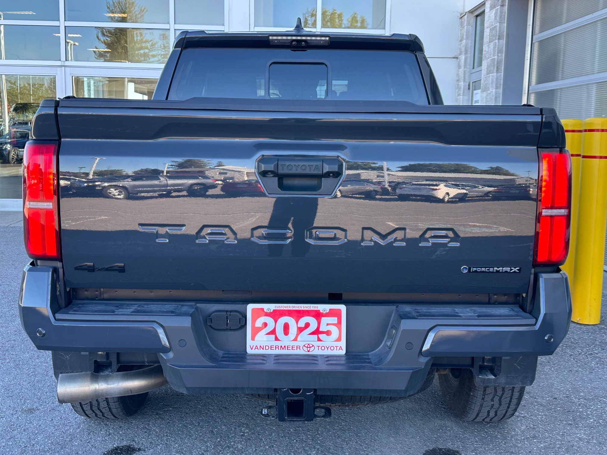 2025 Toyota Tacoma Hybrid
