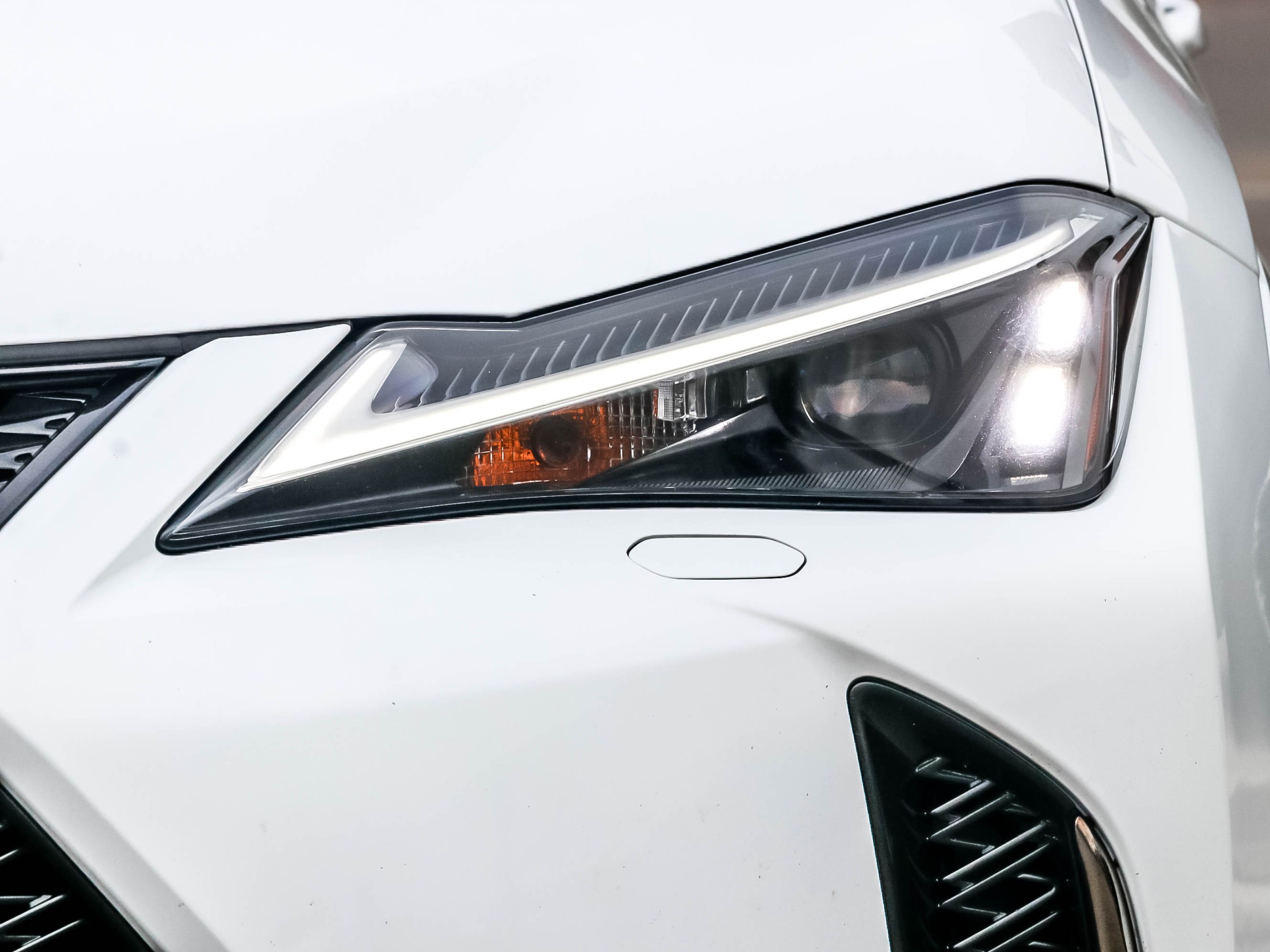 2022 Lexus UX 250h
