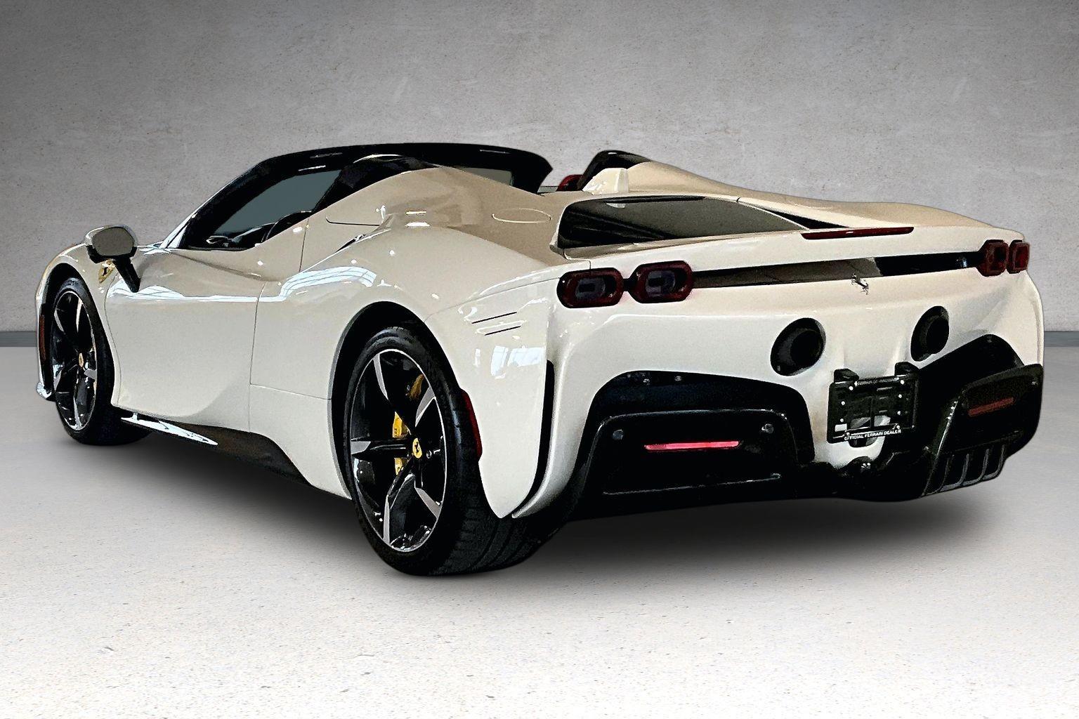 2023 Ferrari SF90 Spider