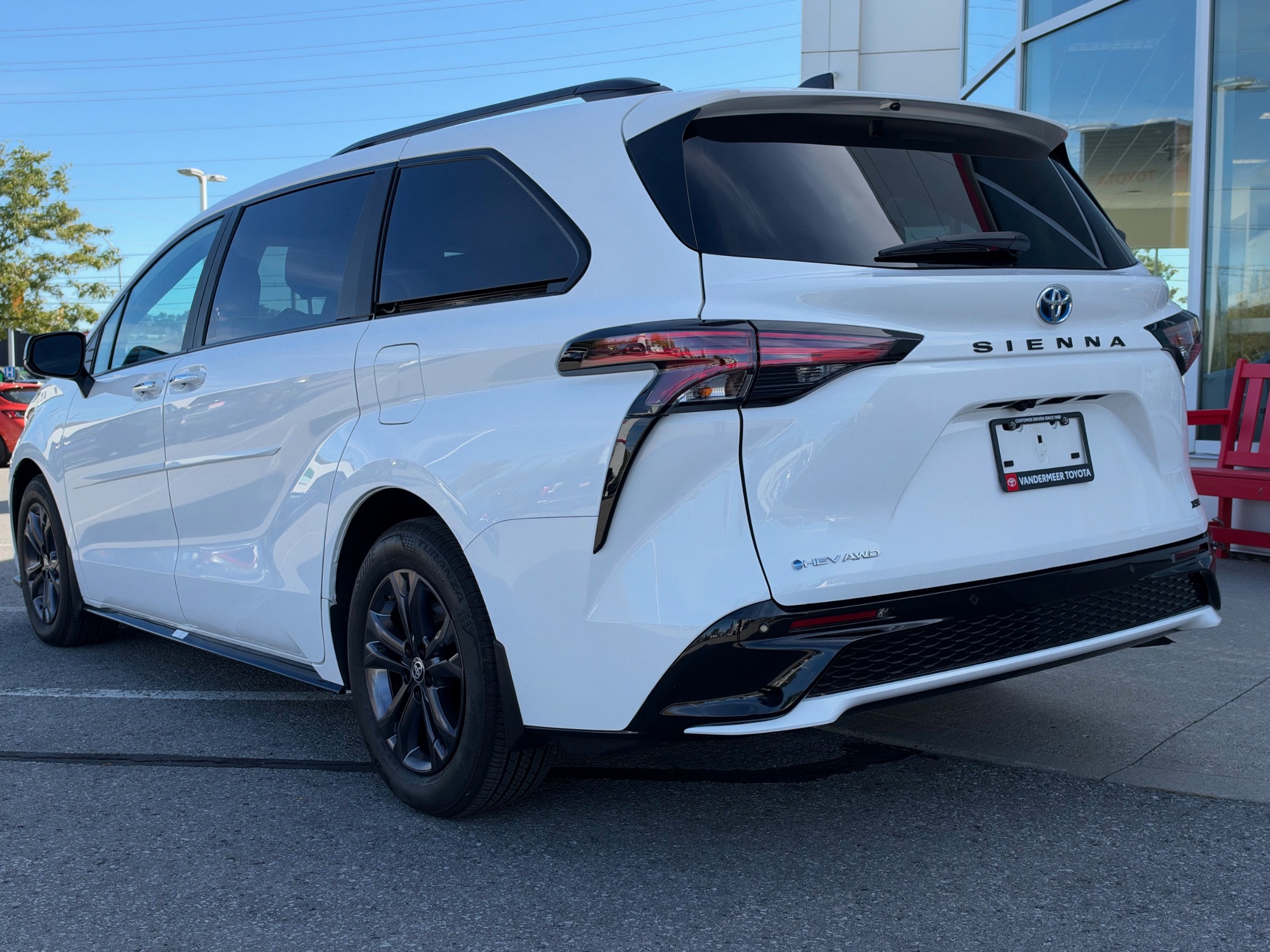 2025 Toyota Sienna