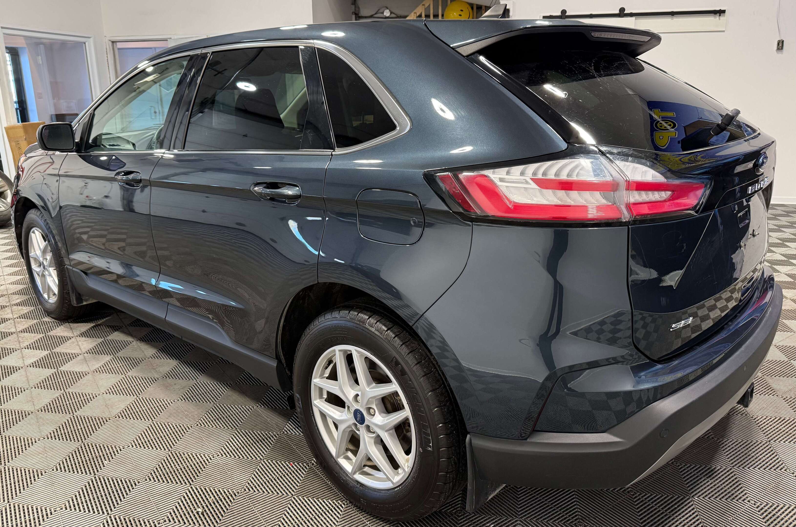 2024 Ford Edge