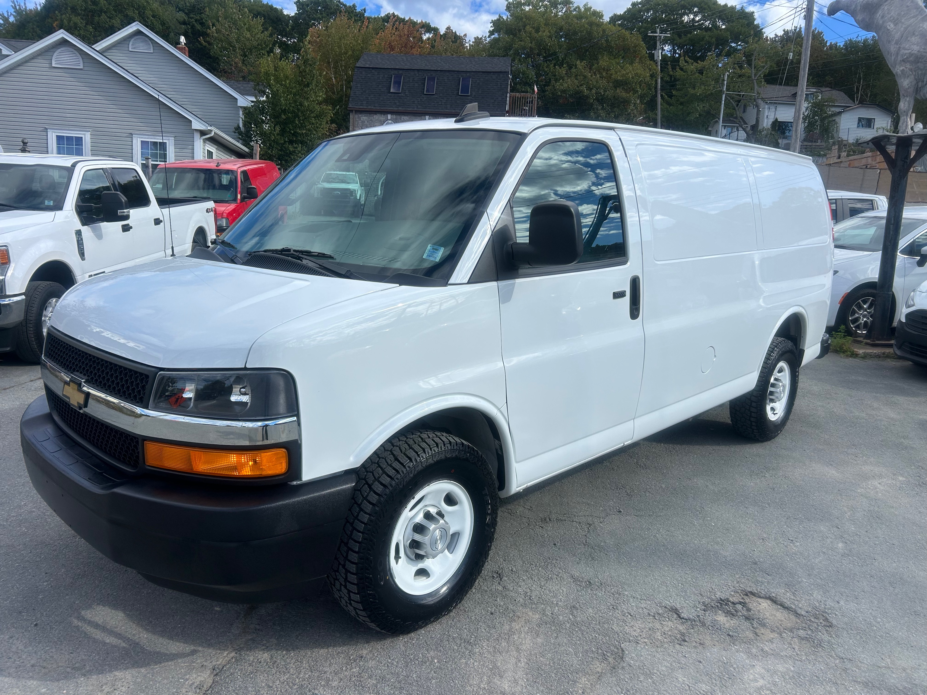 2024 Chevrolet Express 2500