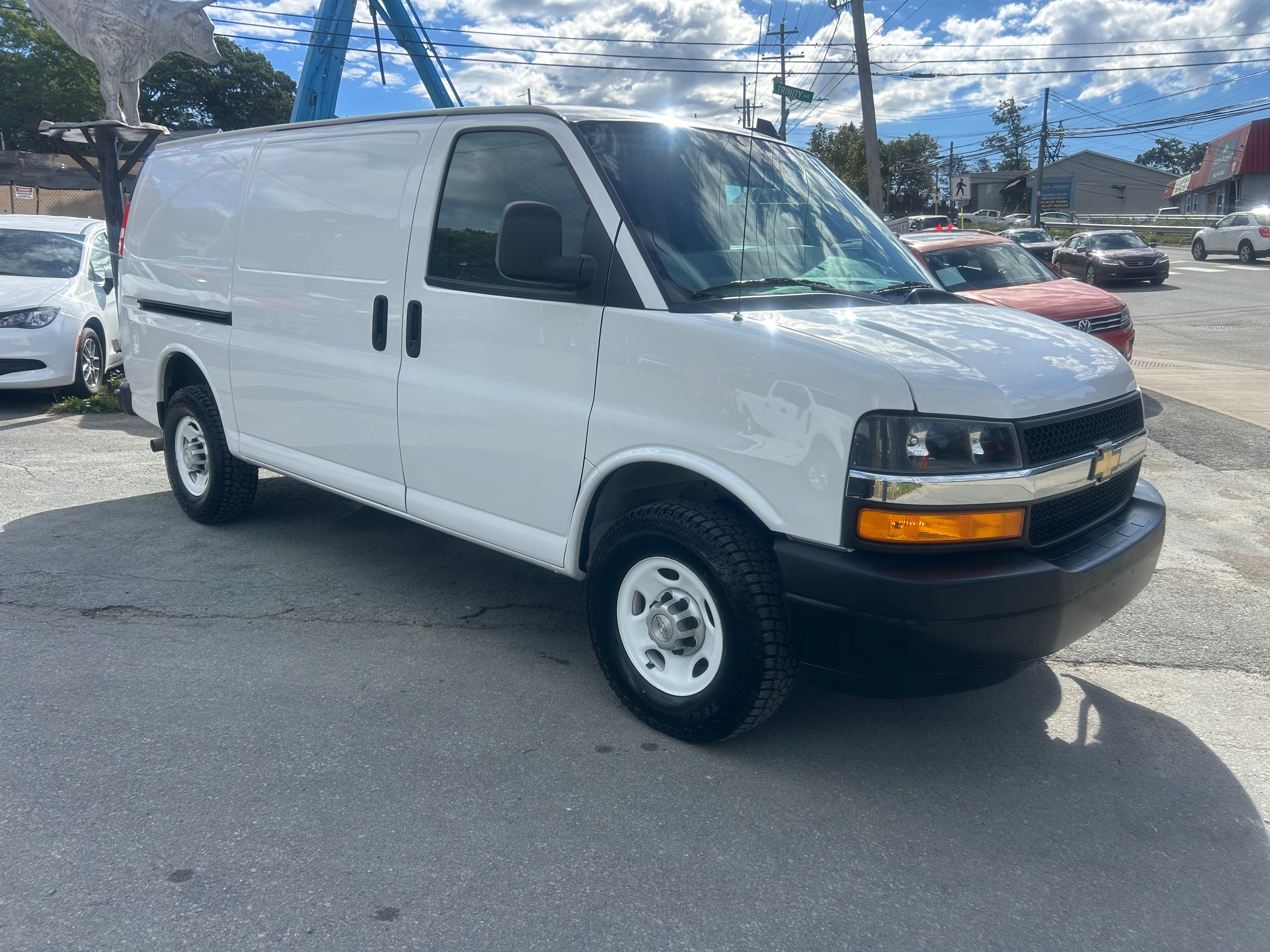 2024 Chevrolet Express 2500