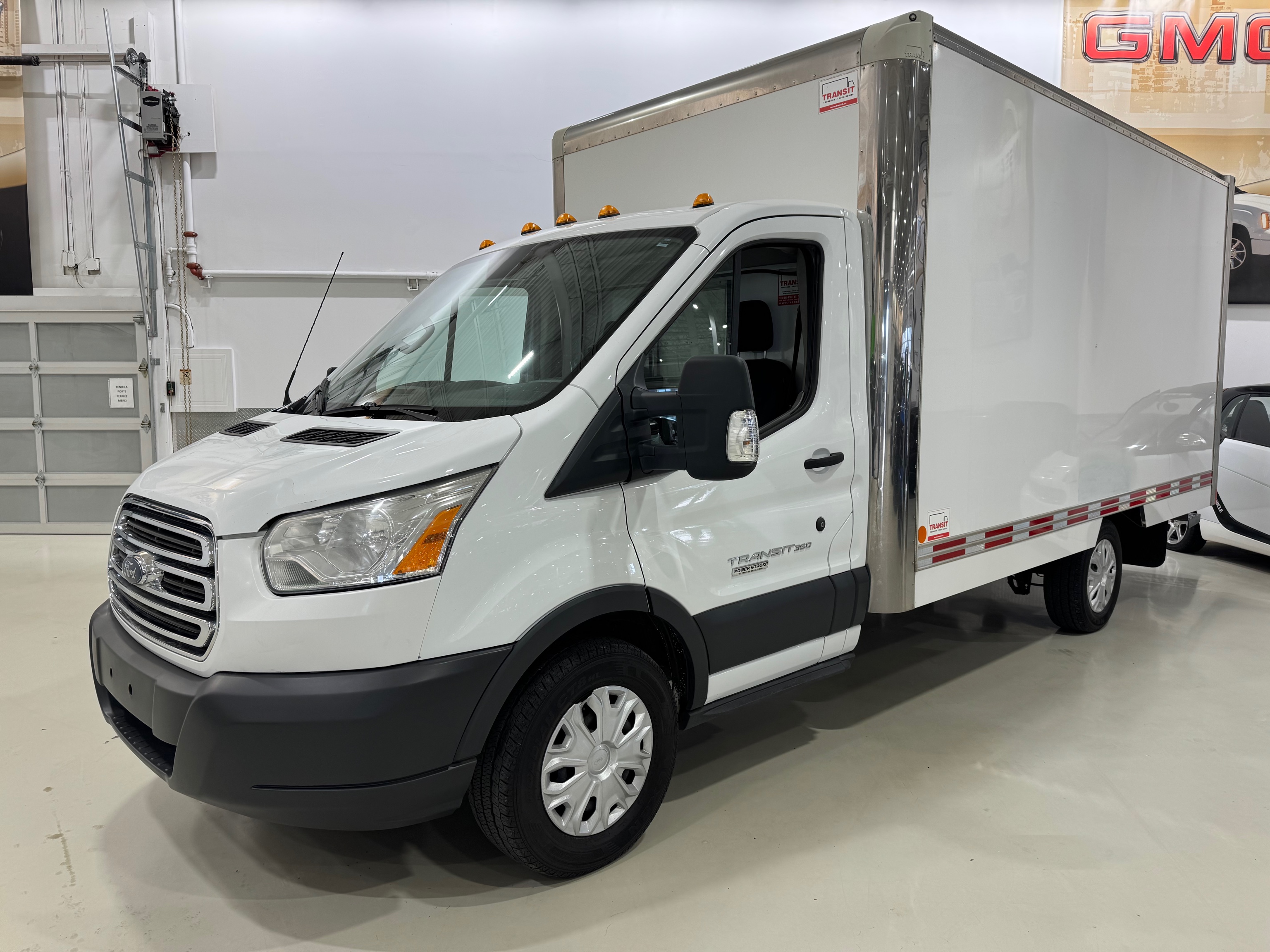 2017 Ford Transit-350 Cutaway