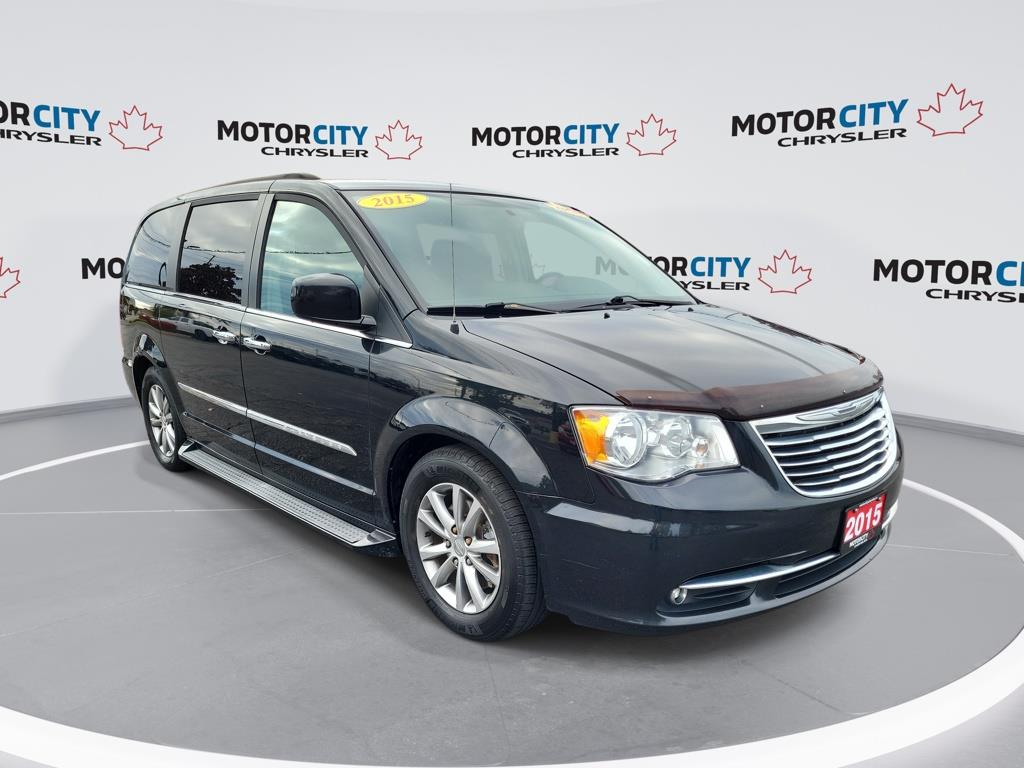 2015 Chrysler Town & Country